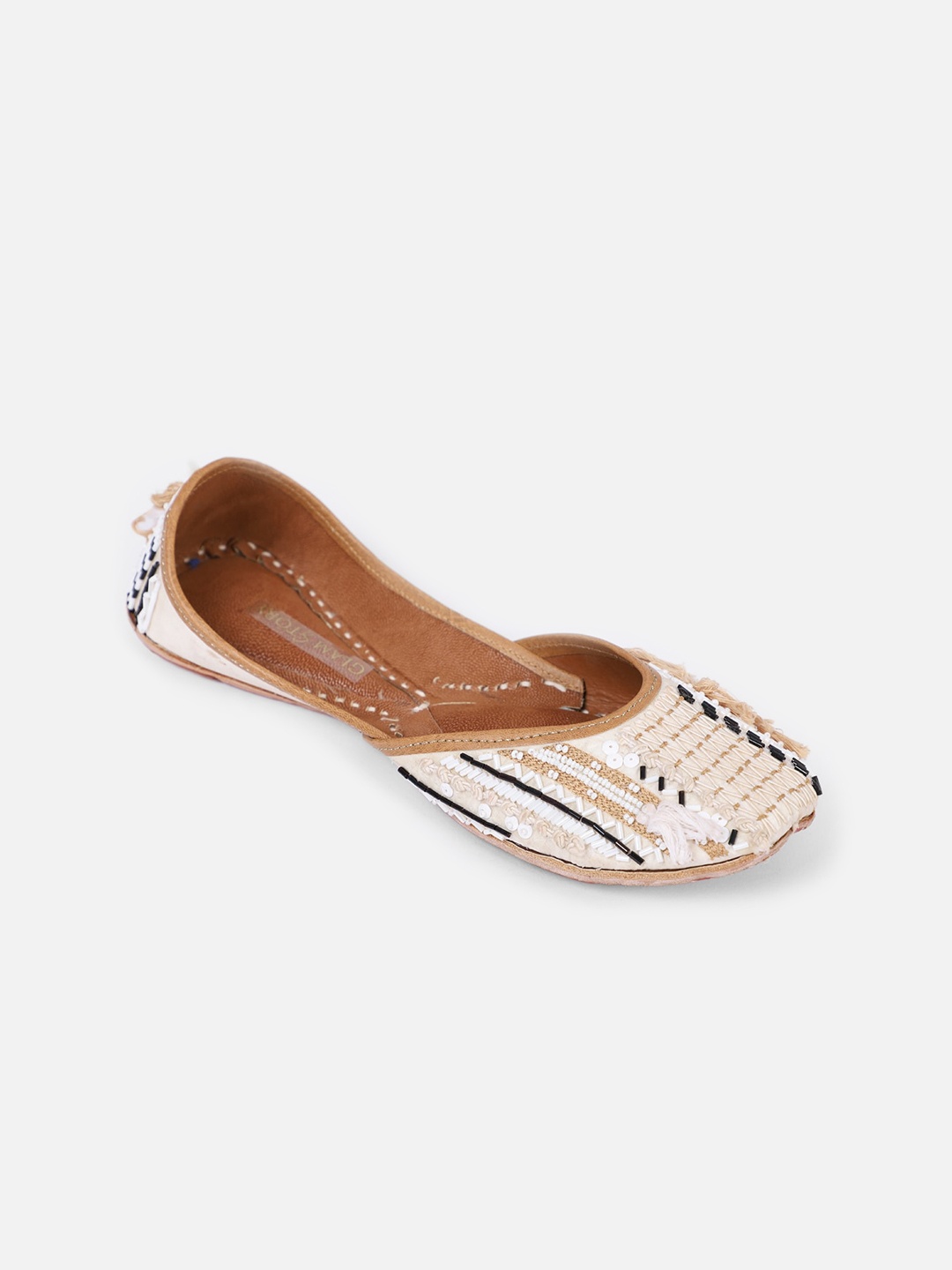 

GLAM STORY Women Ethnic Embellished Mojaris, White