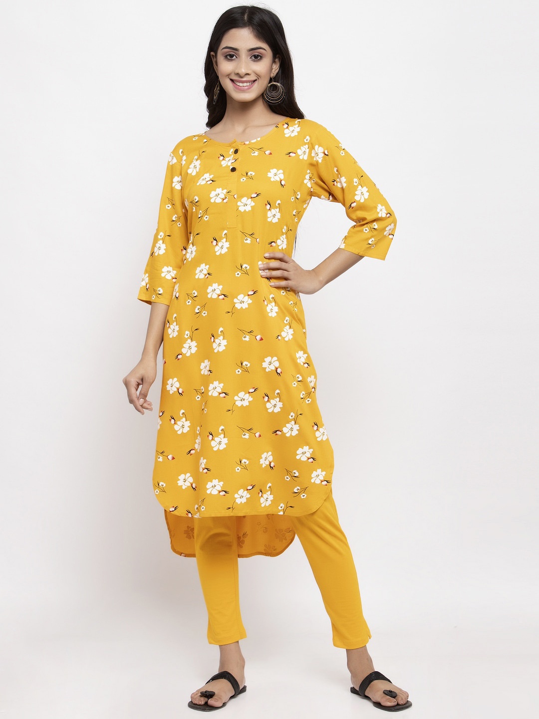 

NEUDIS Women Floral Printed Kurta, Yellow