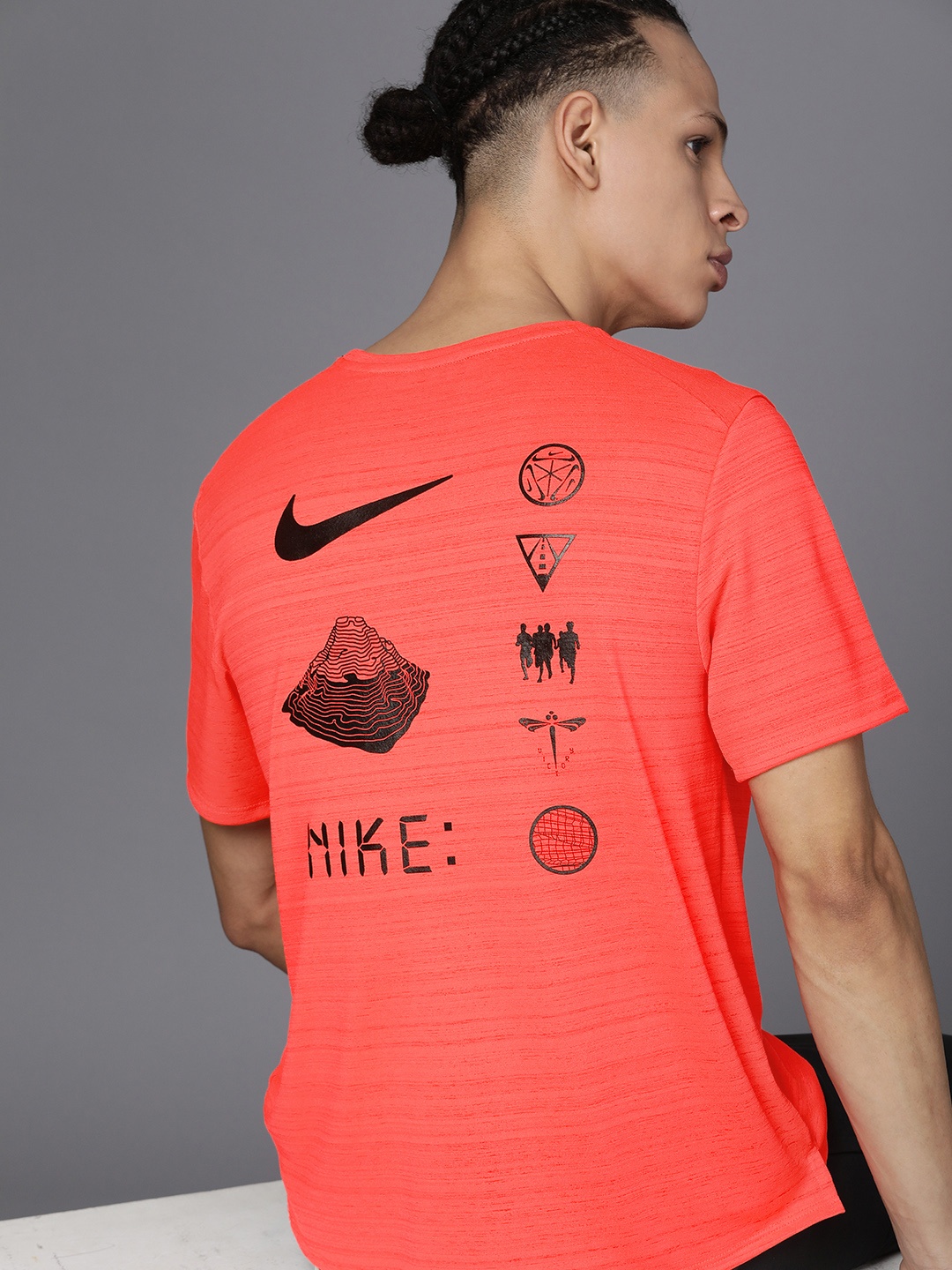 

Nike Printed Dri-FIT MILER SS HKNE T-shirt, Orange