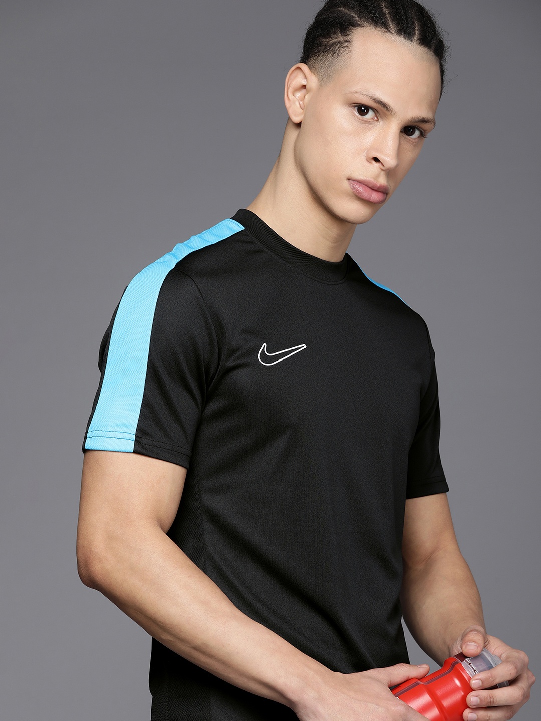

Nike Men Brand Logo Dri-FIT Slim Fit ACD23 TOP SS BR T-shirt, Black