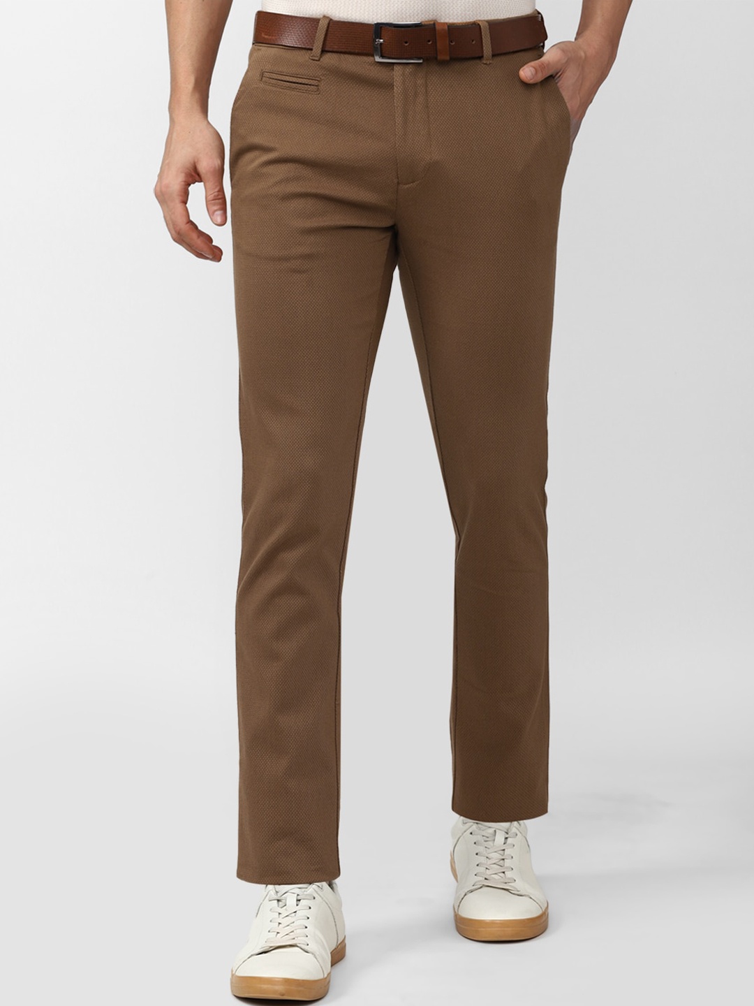 

V Dot Men Slim Fit Trousers, Brown