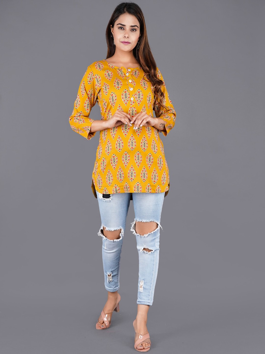 

HERE&NOW Women Ethnic Motifs Striped Indie Prints Kurta, Yellow