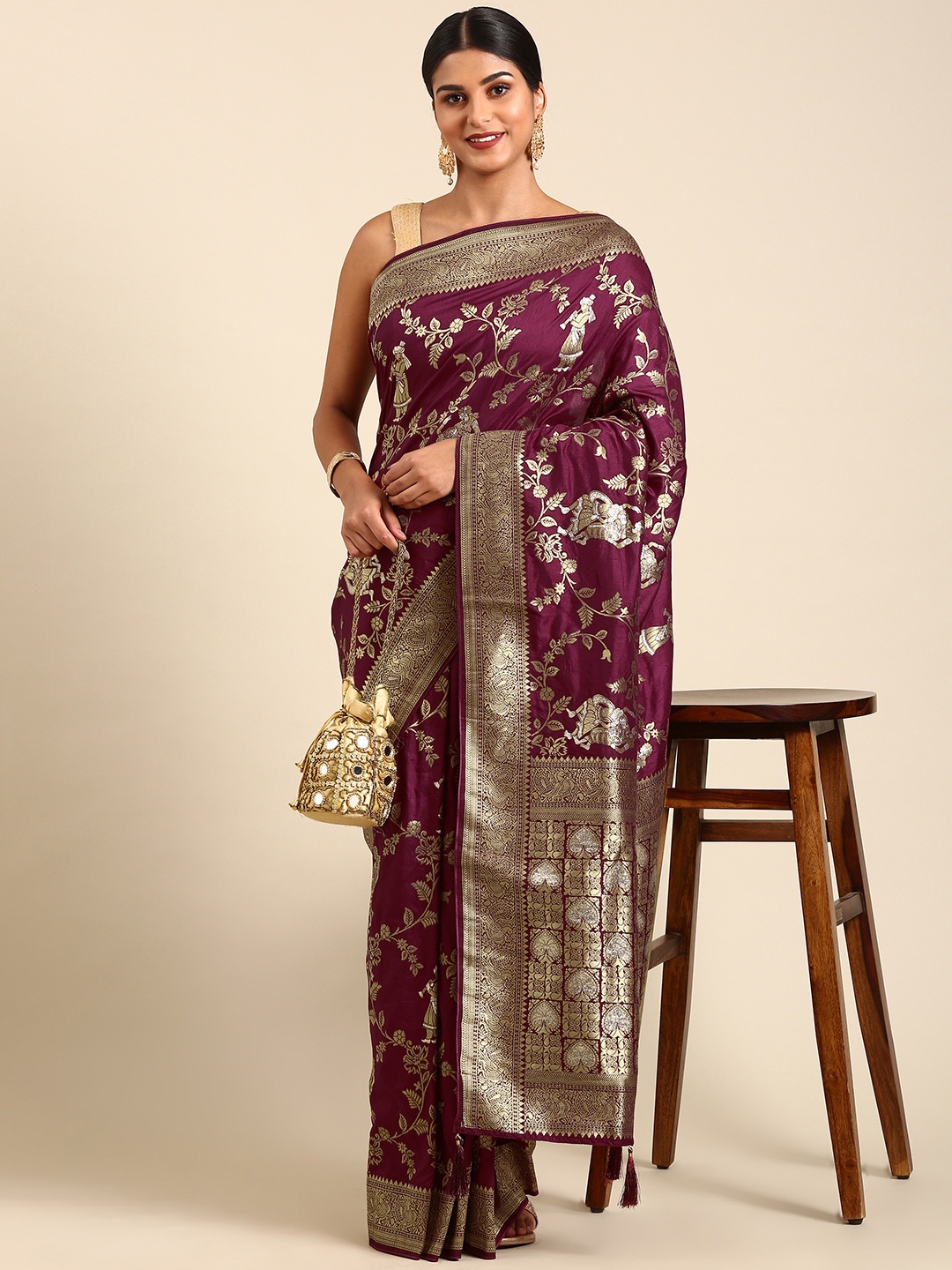 

APPLIX STYLE Floral Zari Pure Silk Banarasi Saree, Red