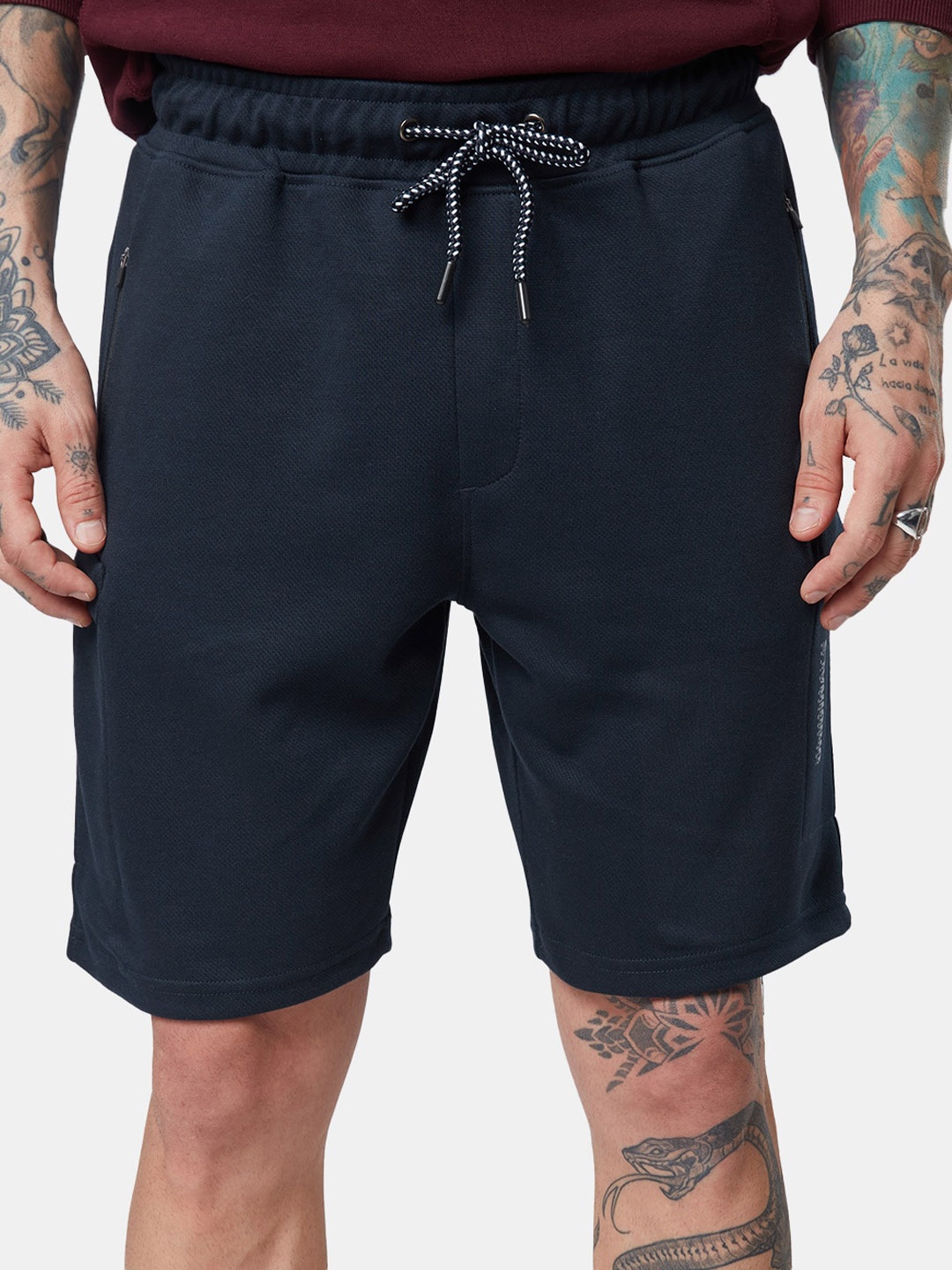 

The Souled Store Men Mid-Rise Regular Fit Shorts, Navy blue
