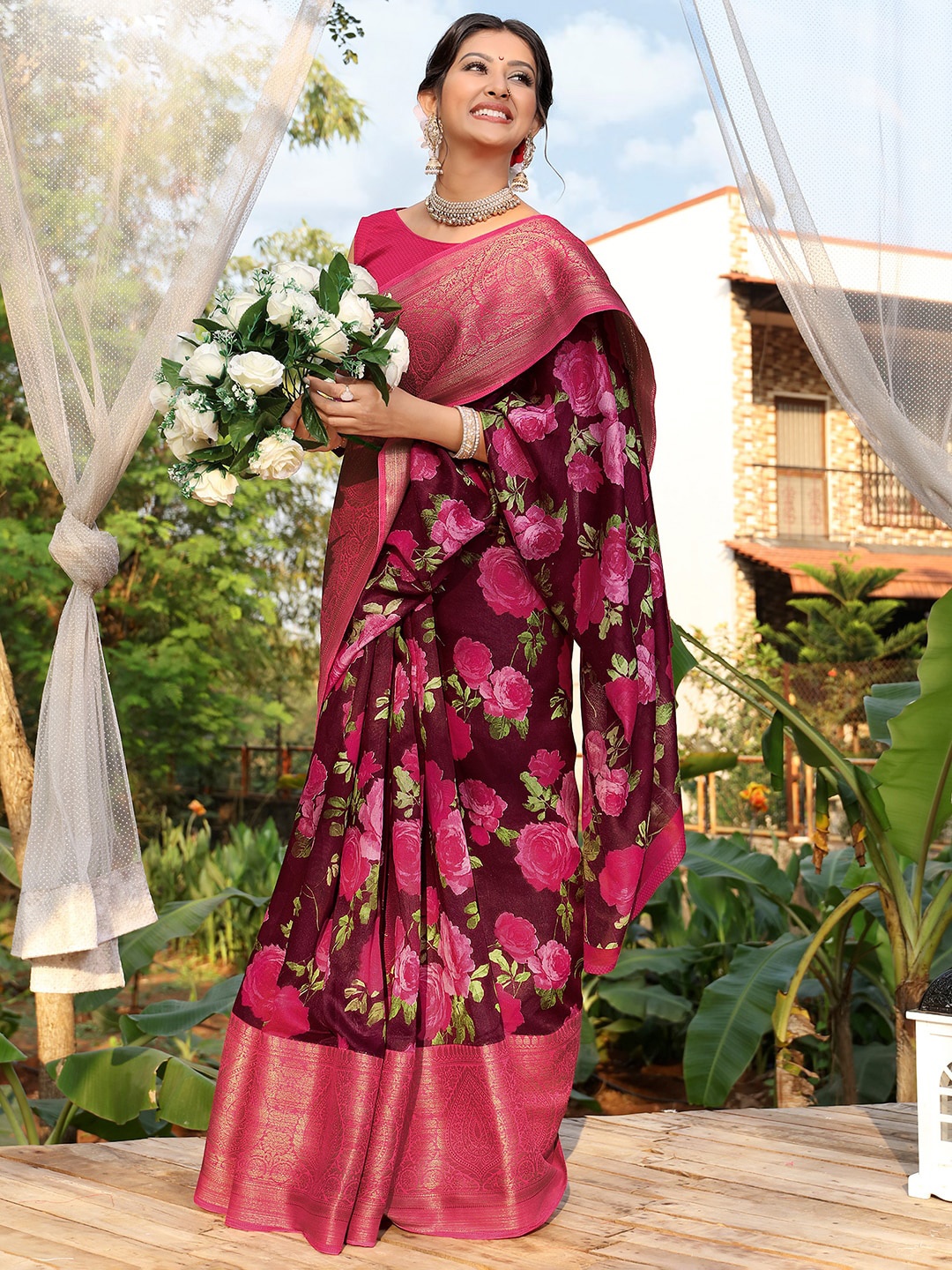 

Saree mall Floral Printed Zari Sungudi Sarees, Magenta