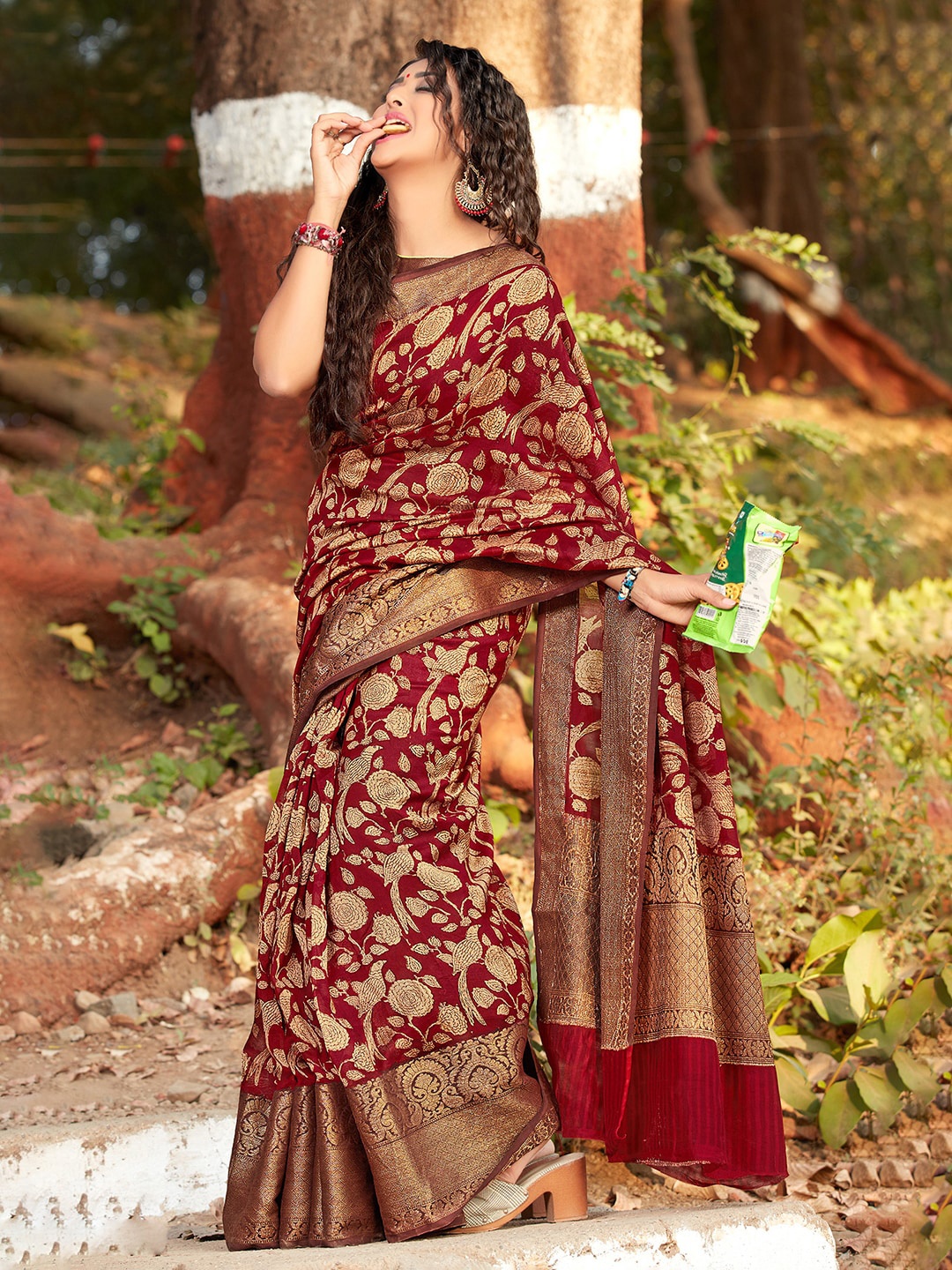 

Saree mall Ethnic Motifs Sungudi Zari Saree, Maroon