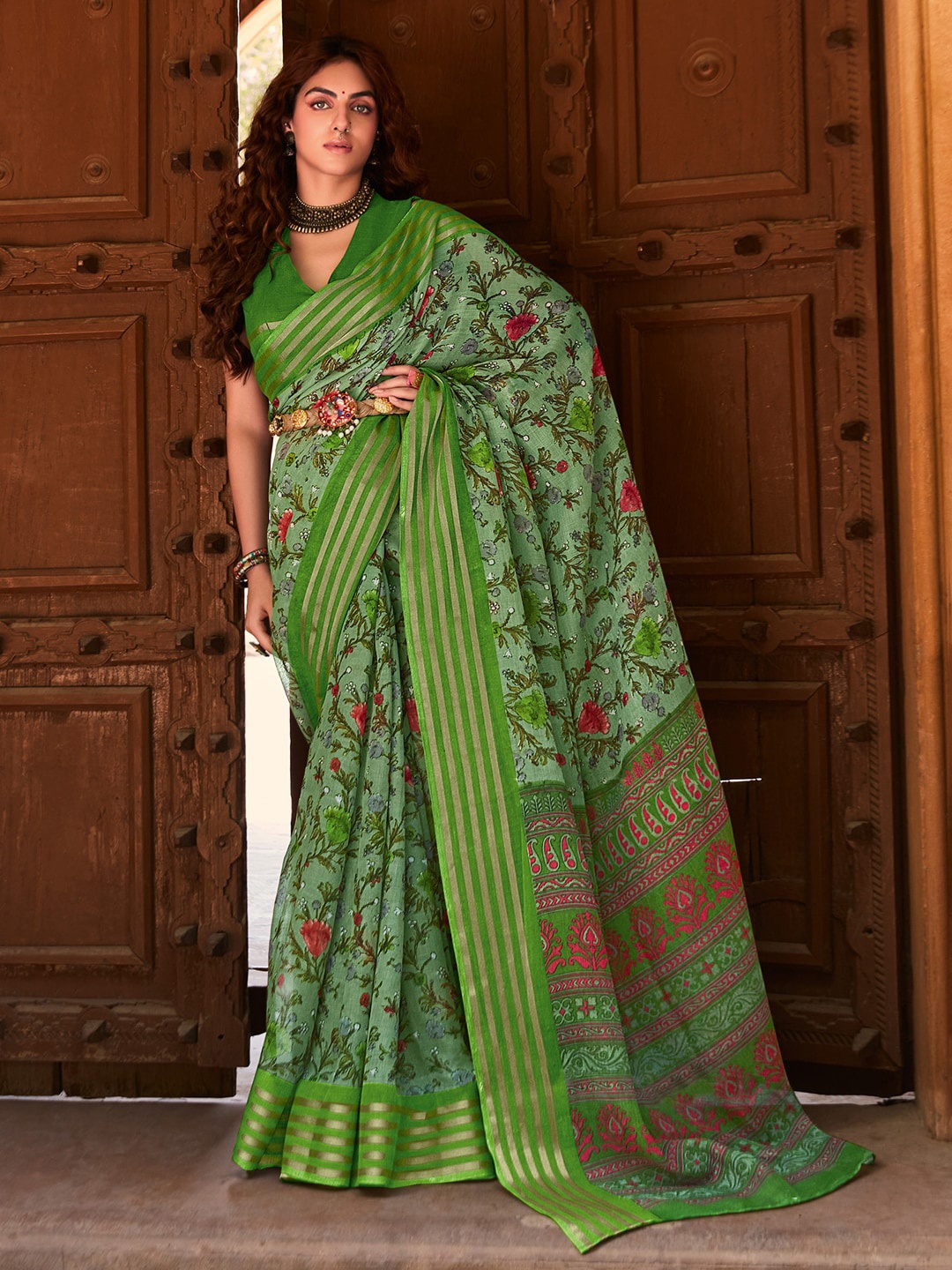

Saree mall Floral Zari Linen Blend Sungudi Saree, Green