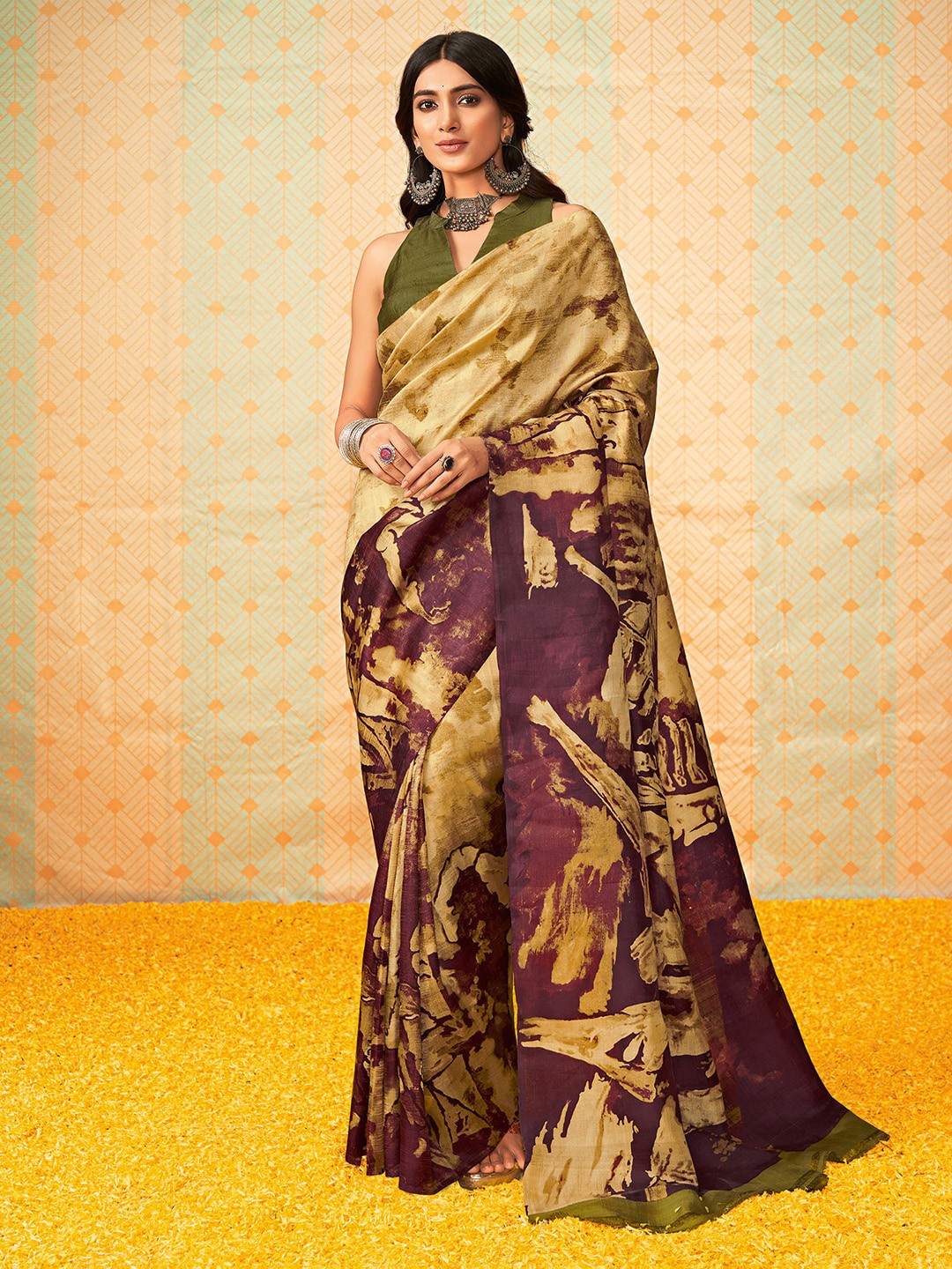 

Saree mall Abstract Printed Dabu Saree, Beige
