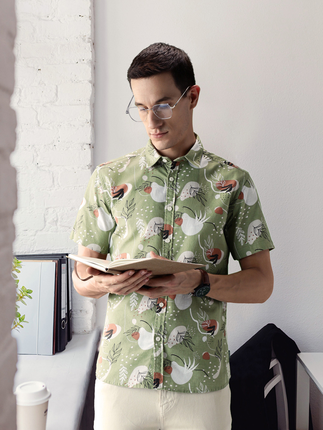 

Flying Machine Floral Print Holiday Casual Shirt, Green