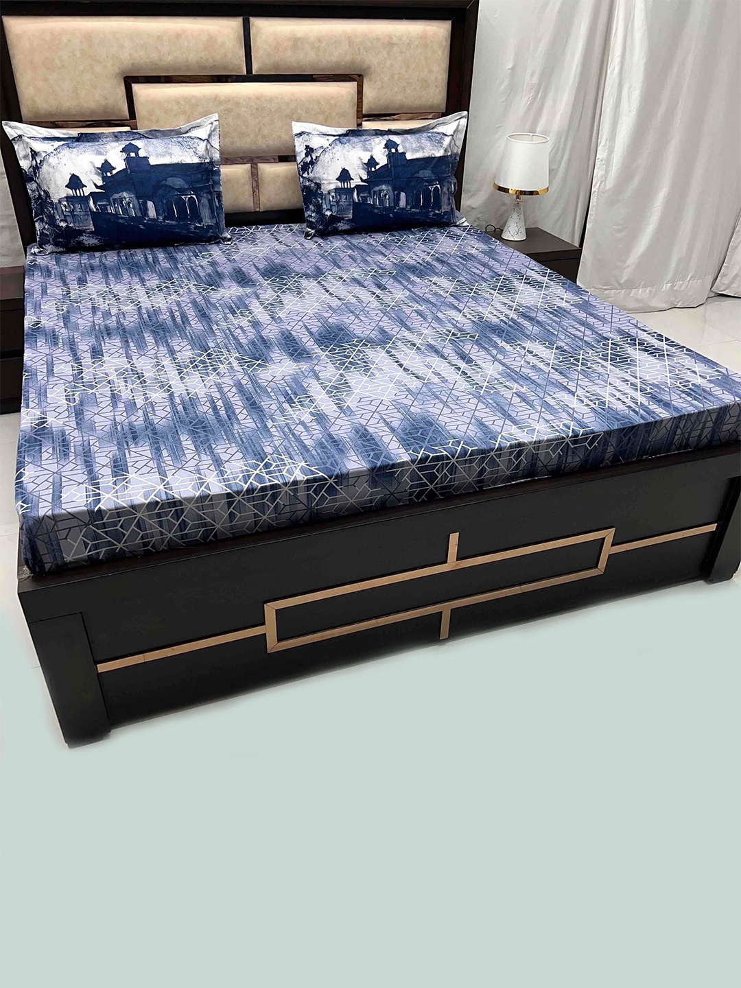 

Pure Decor Lifestyle Fur Blue 400 TC King Cotton Flat Bedsheet with 2 Pillow Covers