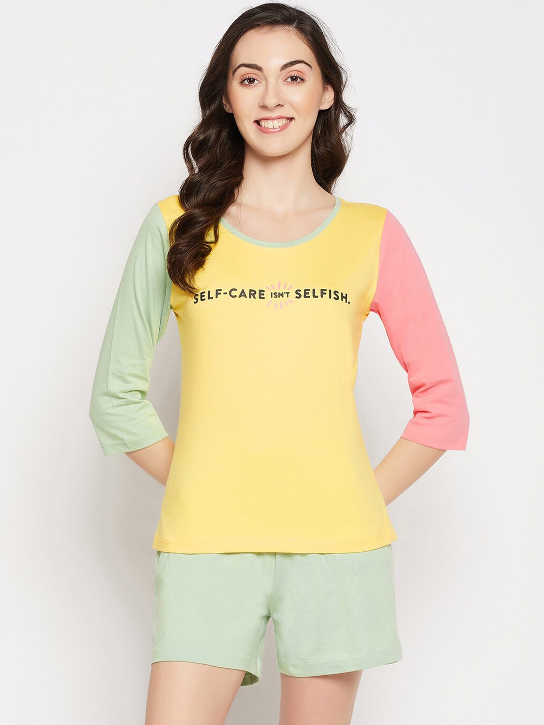 

Clovia Women Printed Night suit, Yellow