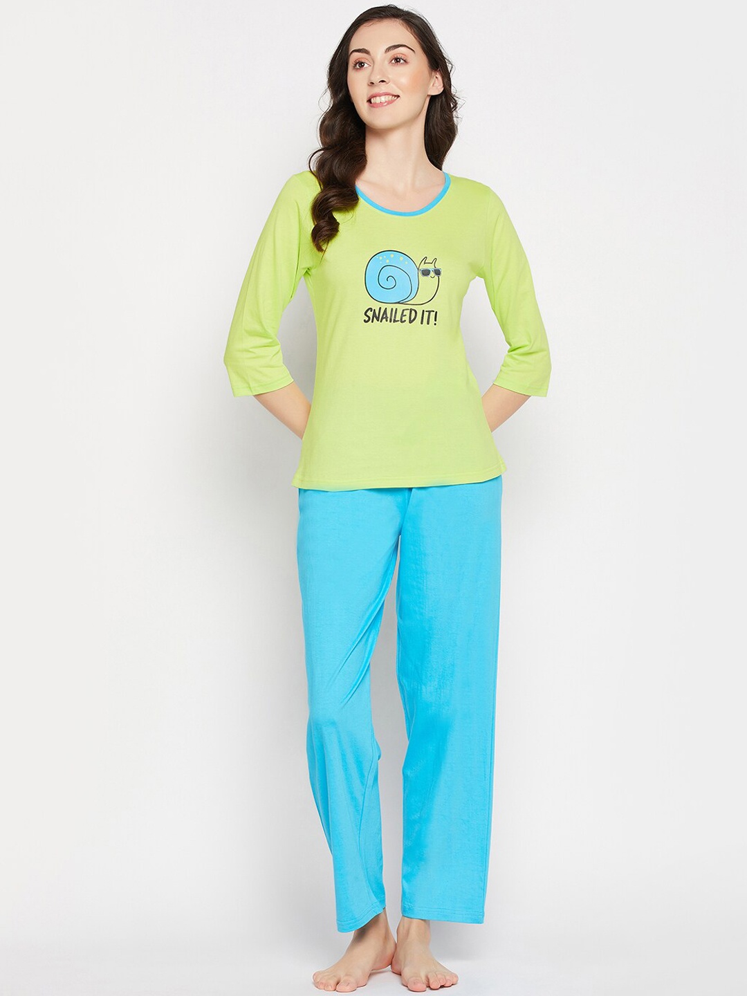 

Clovia Women Green & Blue Printed Night suit