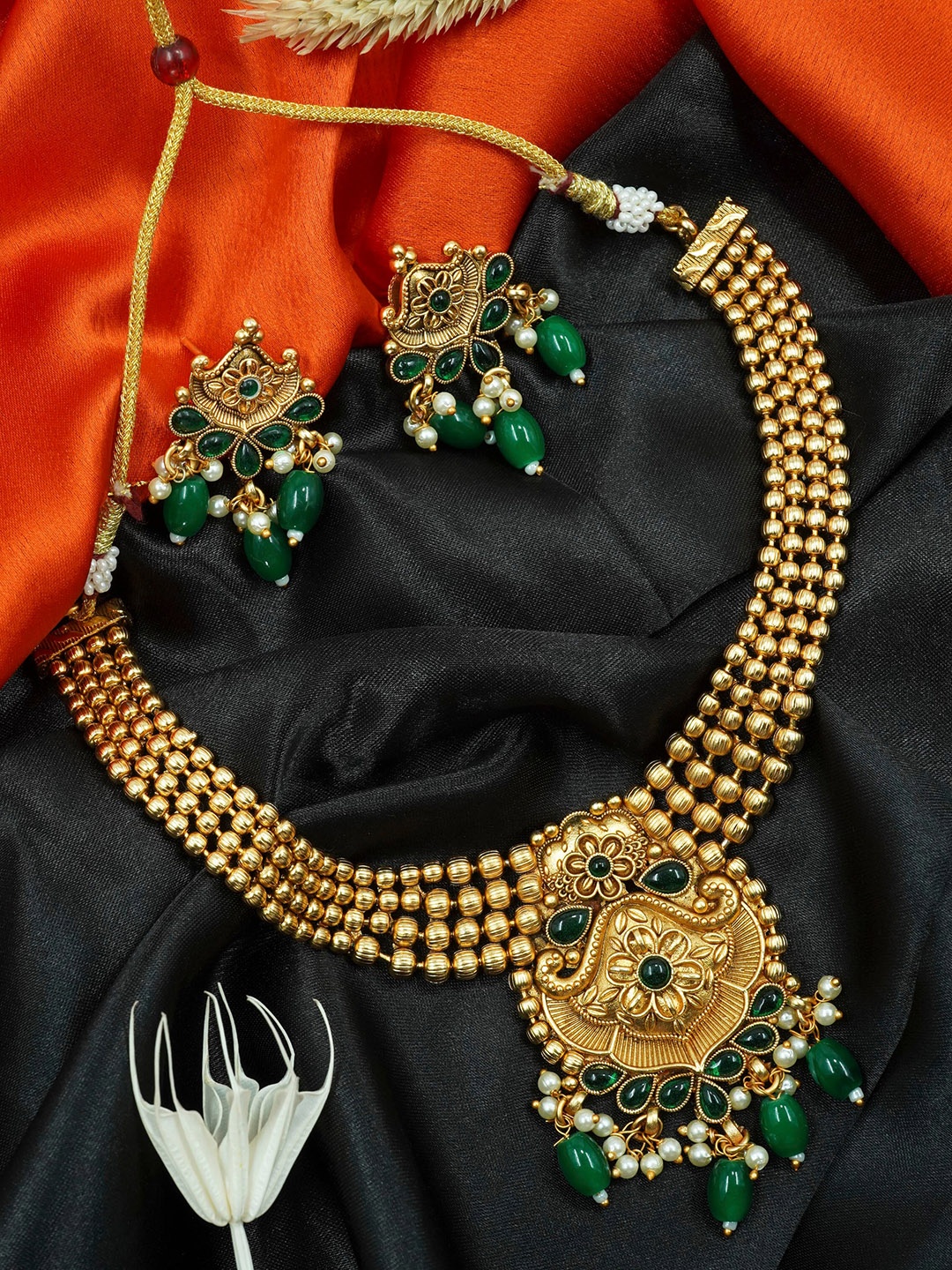 

GRIIHAM Gold-Plated Stone-Studded & Beaded Jewellery Set, Green