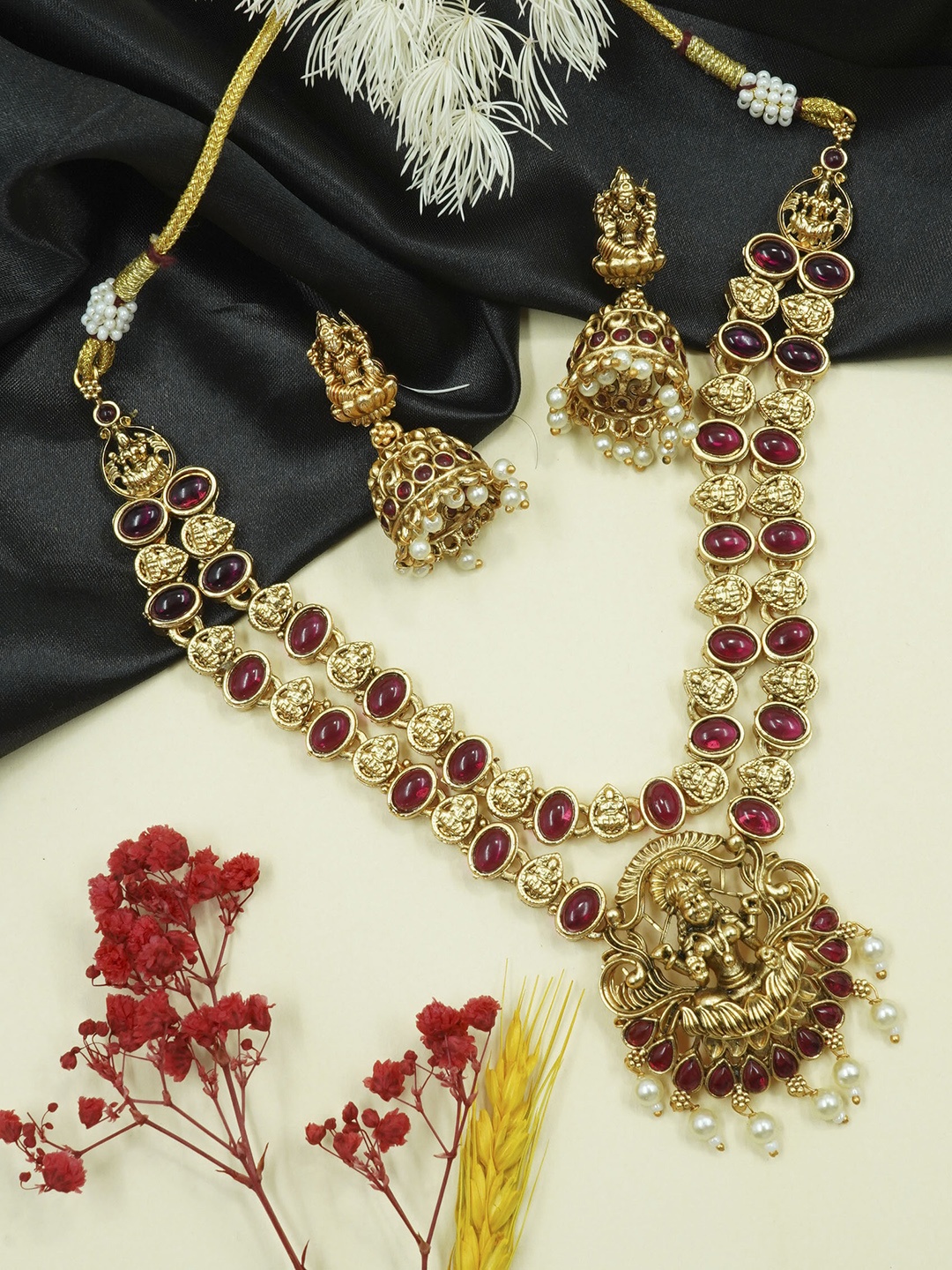 

GRIIHAM Gold-Plated Stone-Studded & Beaded Jewellery Set
