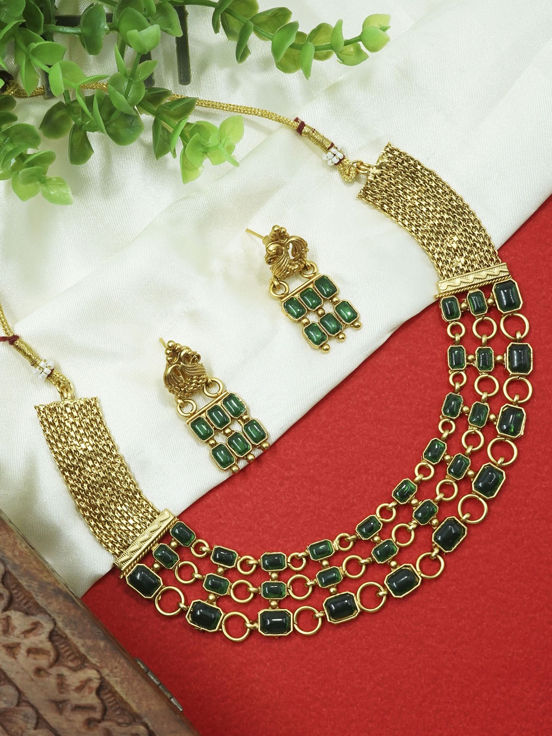 

GRIIHAM Gold-Plated CZ-Studded & Beaded Jewellery Set