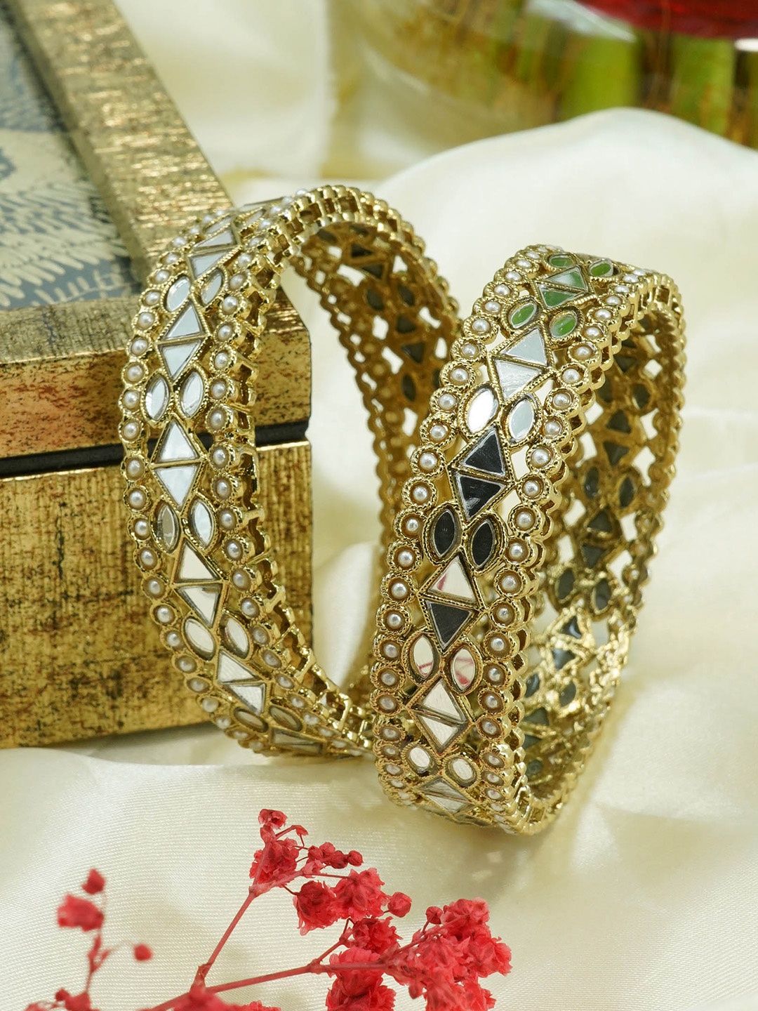 

GRIIHAM Mehendi Set Of 2 Gold-Plated Mirror Fitting & Beaded Designer Bangles