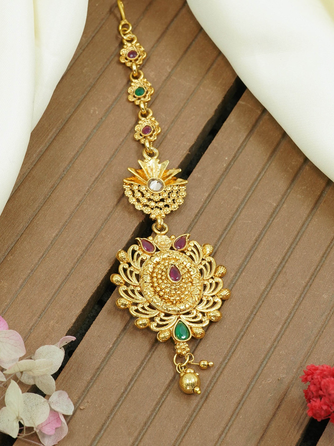 

GRIIHAM Gold-Plated American Daimond-Studded Antique Maang Tikka