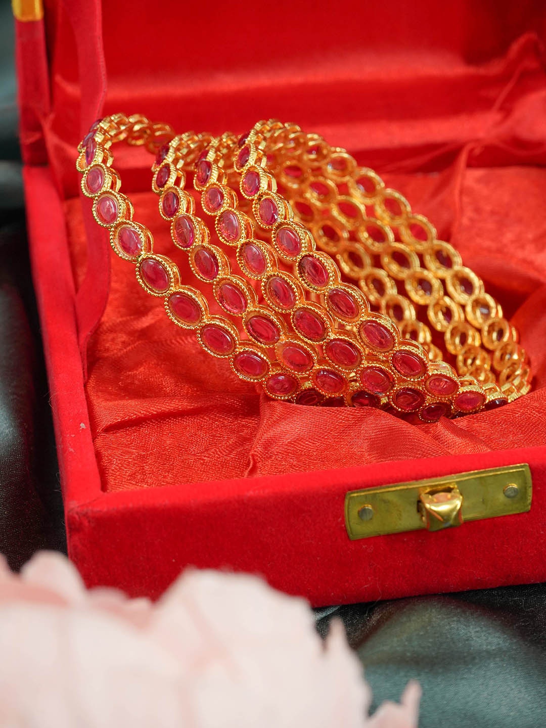 

GRIIHAM Set Of 4 Gold-Plated AD-Studded Bangle, Pink