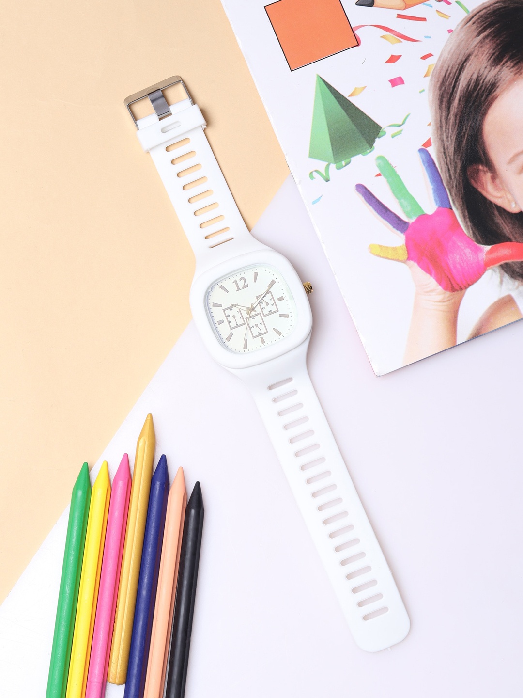 

Fantasy World Kids Straps Digital Water Resistant Watch FW-Sport-020-WH, White