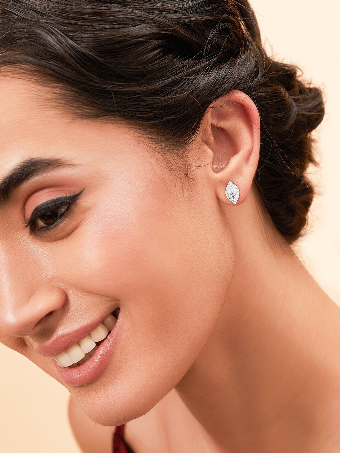 

Rubans Silver 925 Sterling Silver & Rhodium-Plated Contemporary Studs Earrings, White