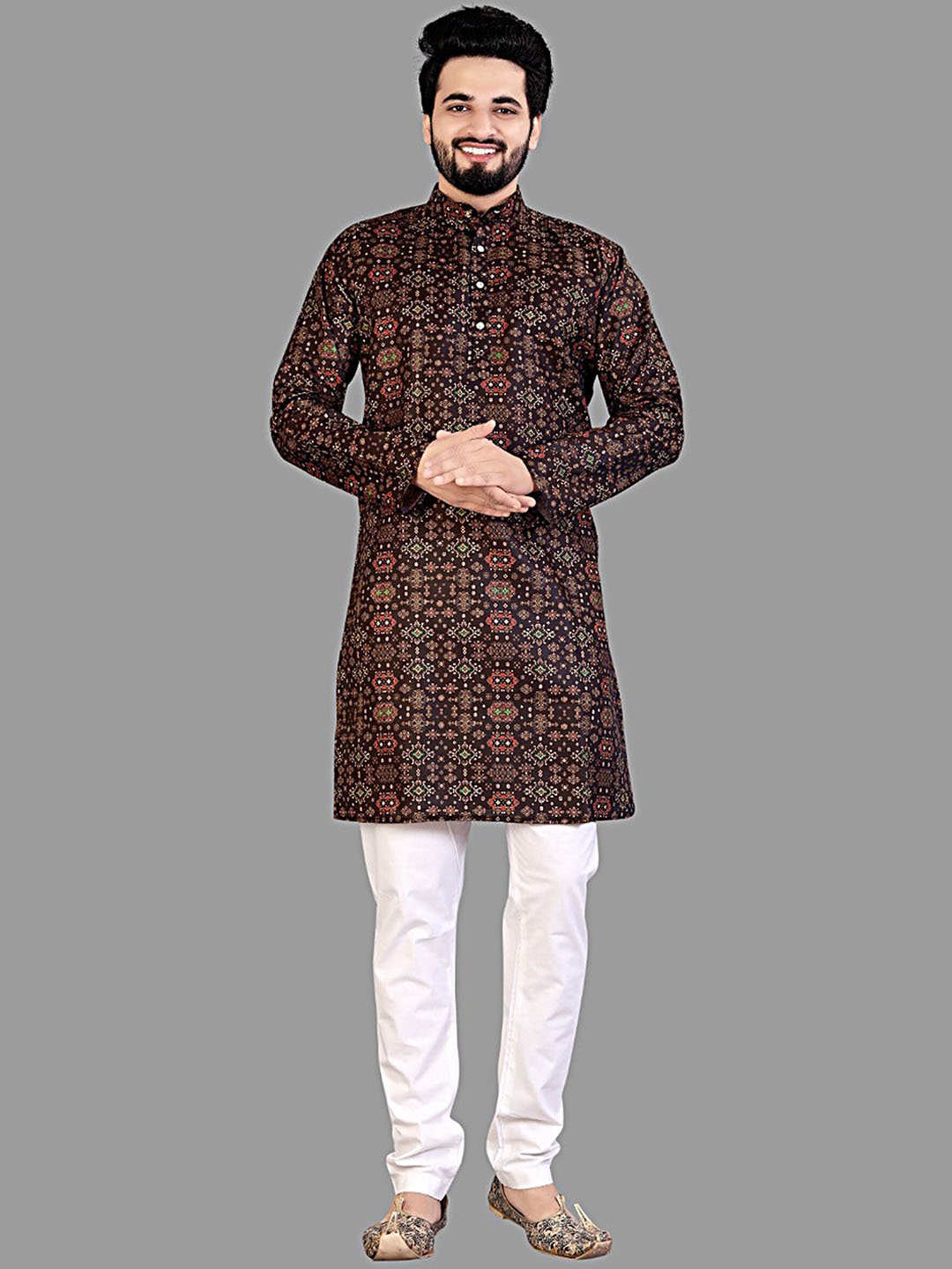 

Fashion FRICKS Men Ethnic Motifs Printed Cotton Kurta with Pyjamas, Brown