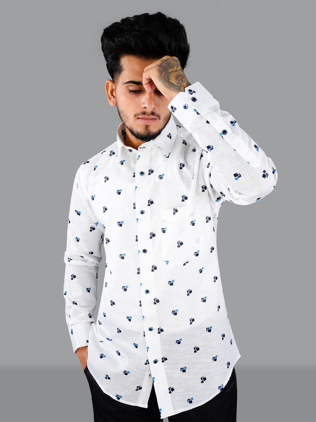 

FRENCH CROWN Men Printed Formal Shirt, White