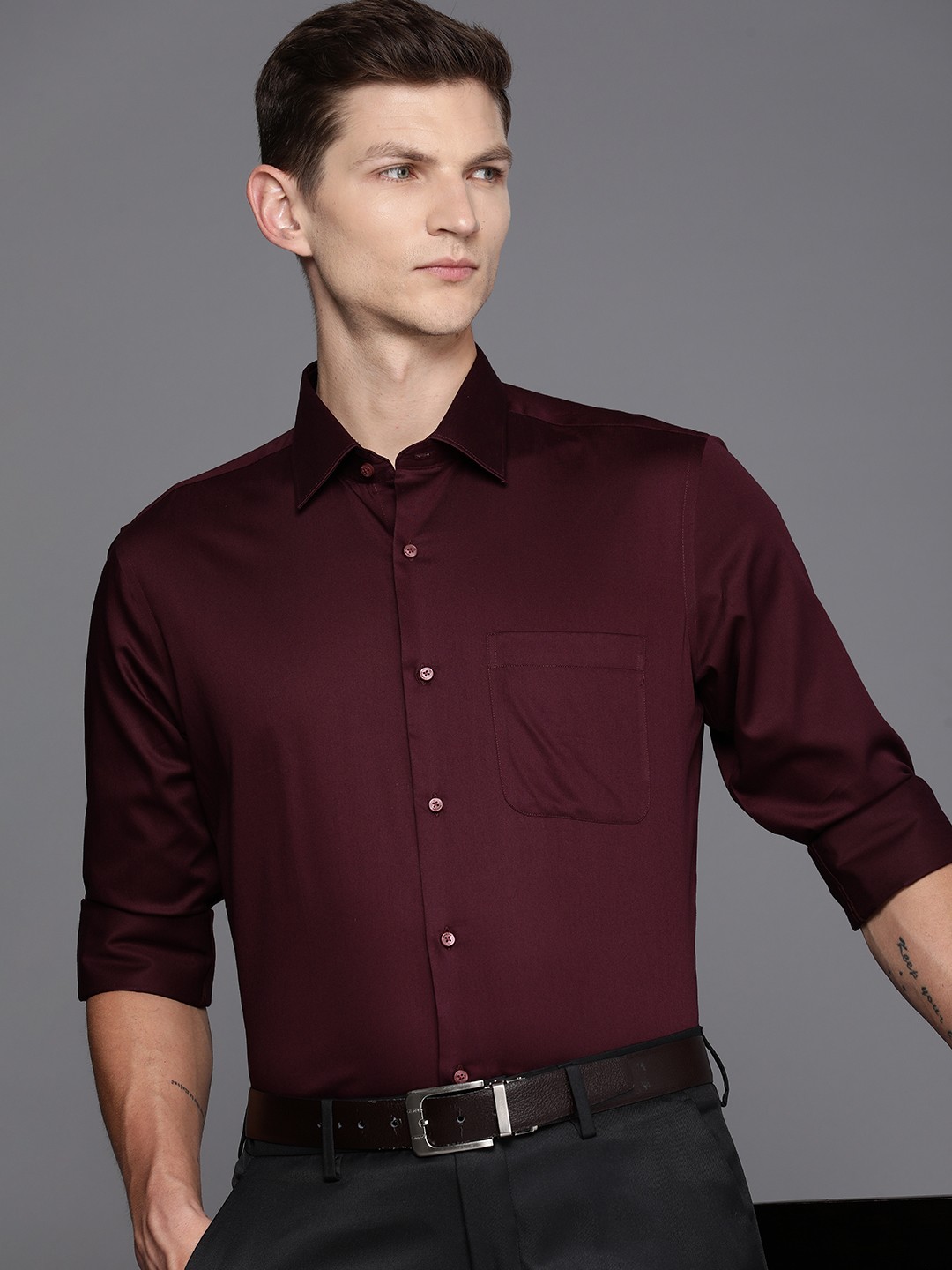 

Raymond Men Pure Cotton Formal Shirt, Maroon