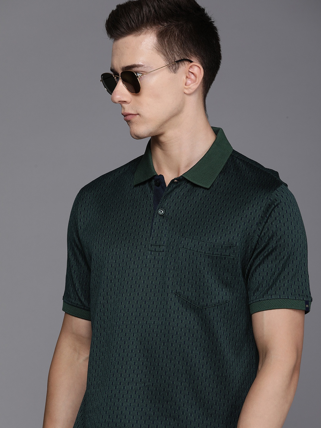 

Raymond Self Design Polo Collar Pure Cotton Pockets T-shirt, Green