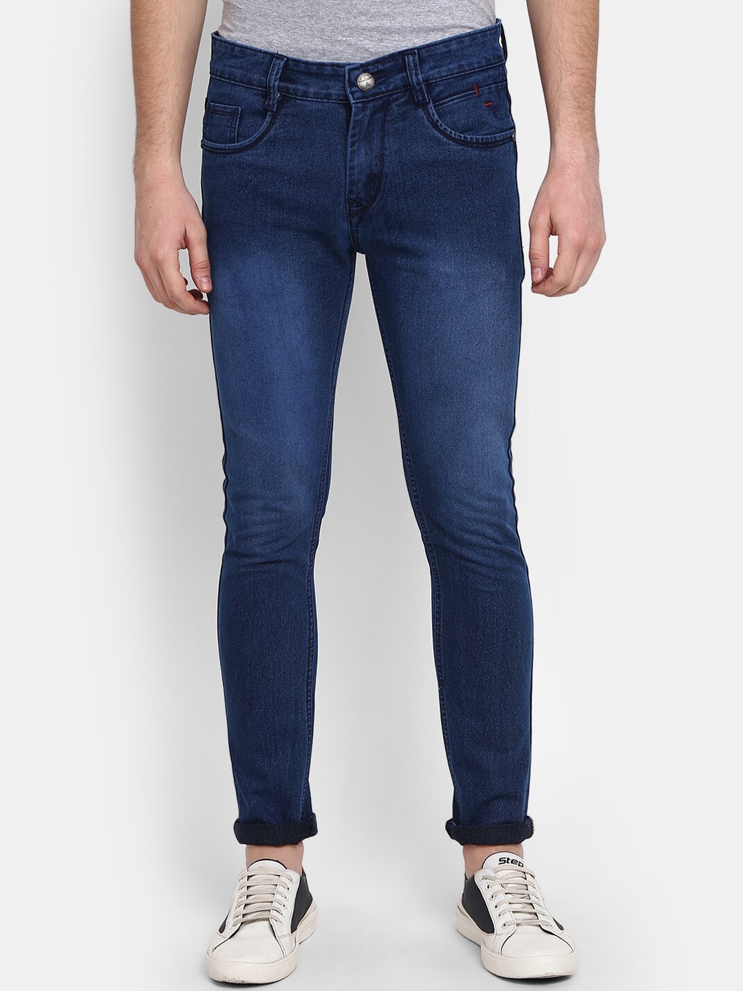 

V-Mart Men Classic Slim Fit Light Fade Jeans, Blue