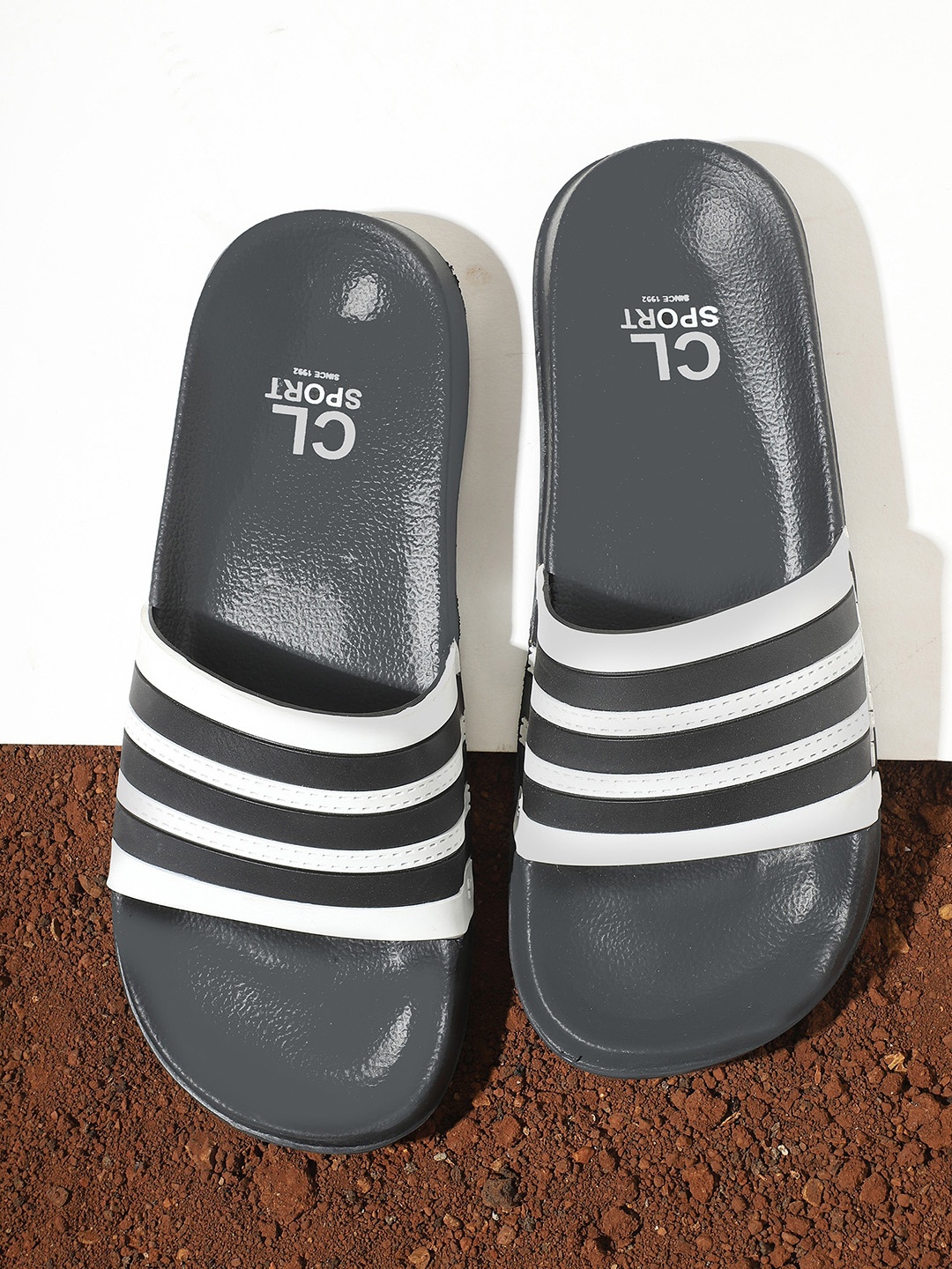 

Carlton London sports Men Printed Striped Sliders, Grey