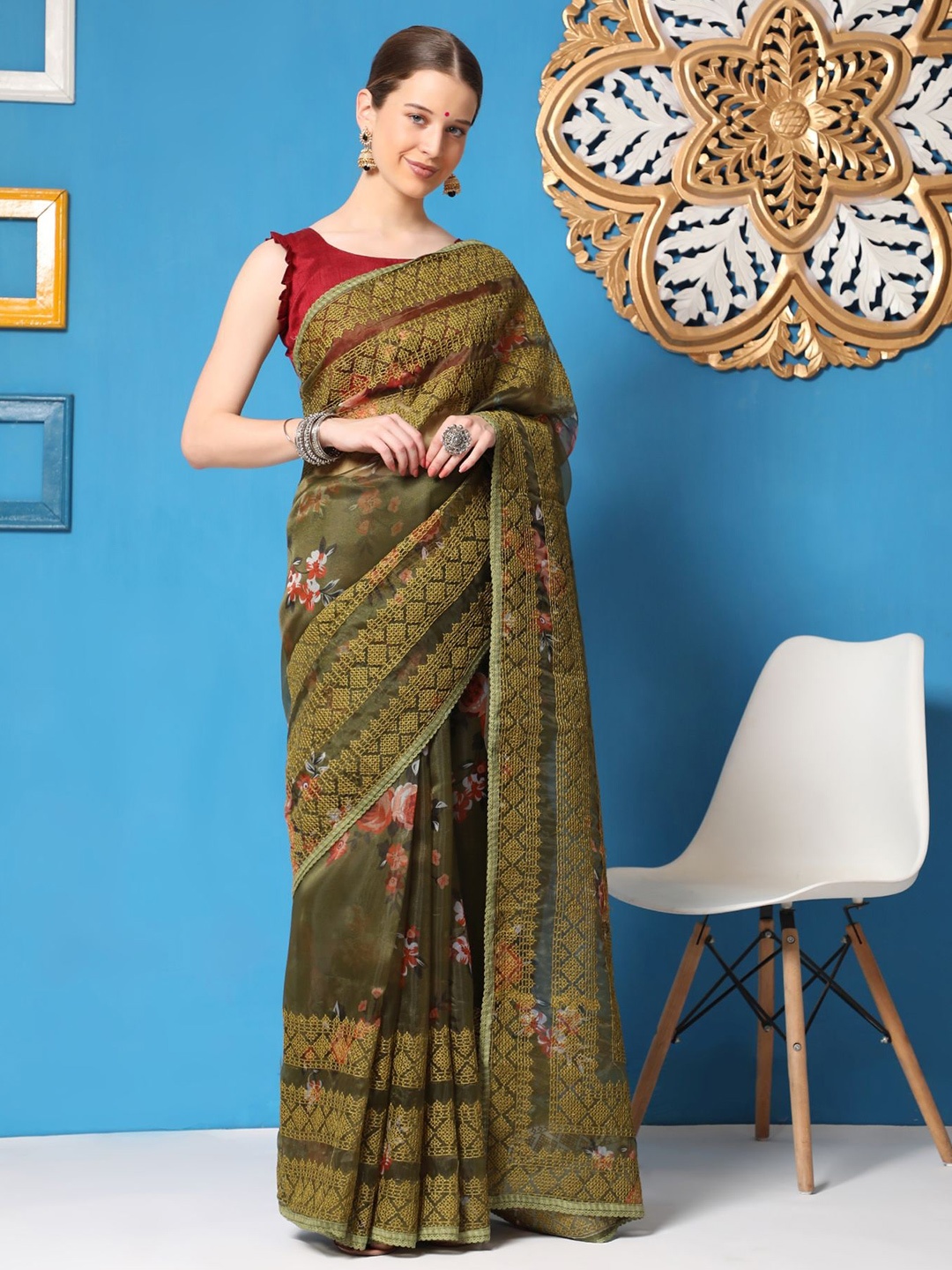 

Vastrasky Global Floral Printed Saree, Green