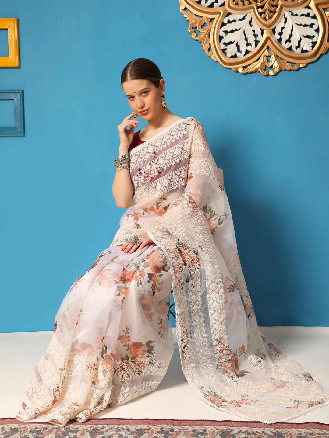 

Vastrasky Global Floral Organza Saree, White