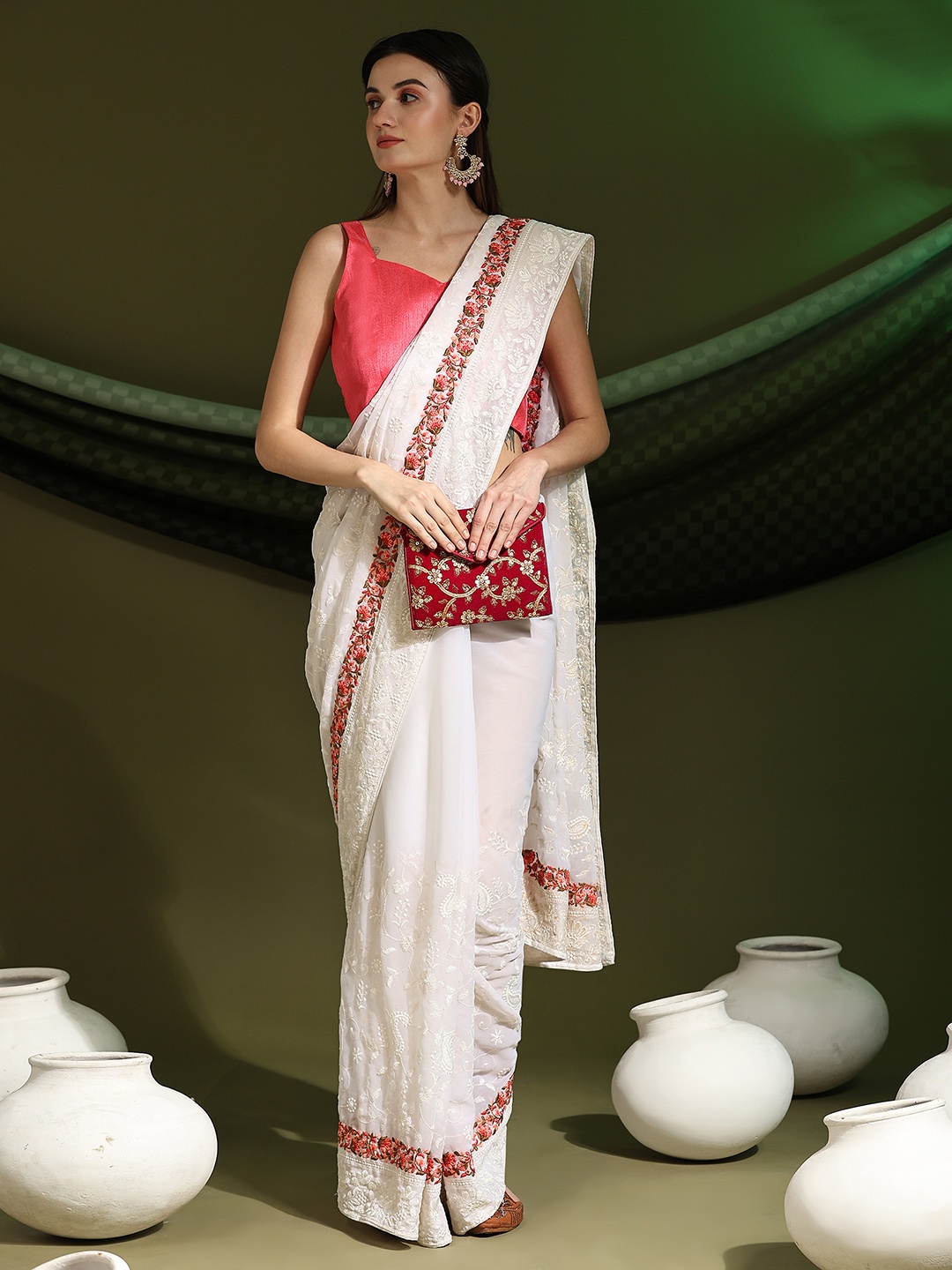 

Vastrasky Global Floral Pure Georgette Saree, White
