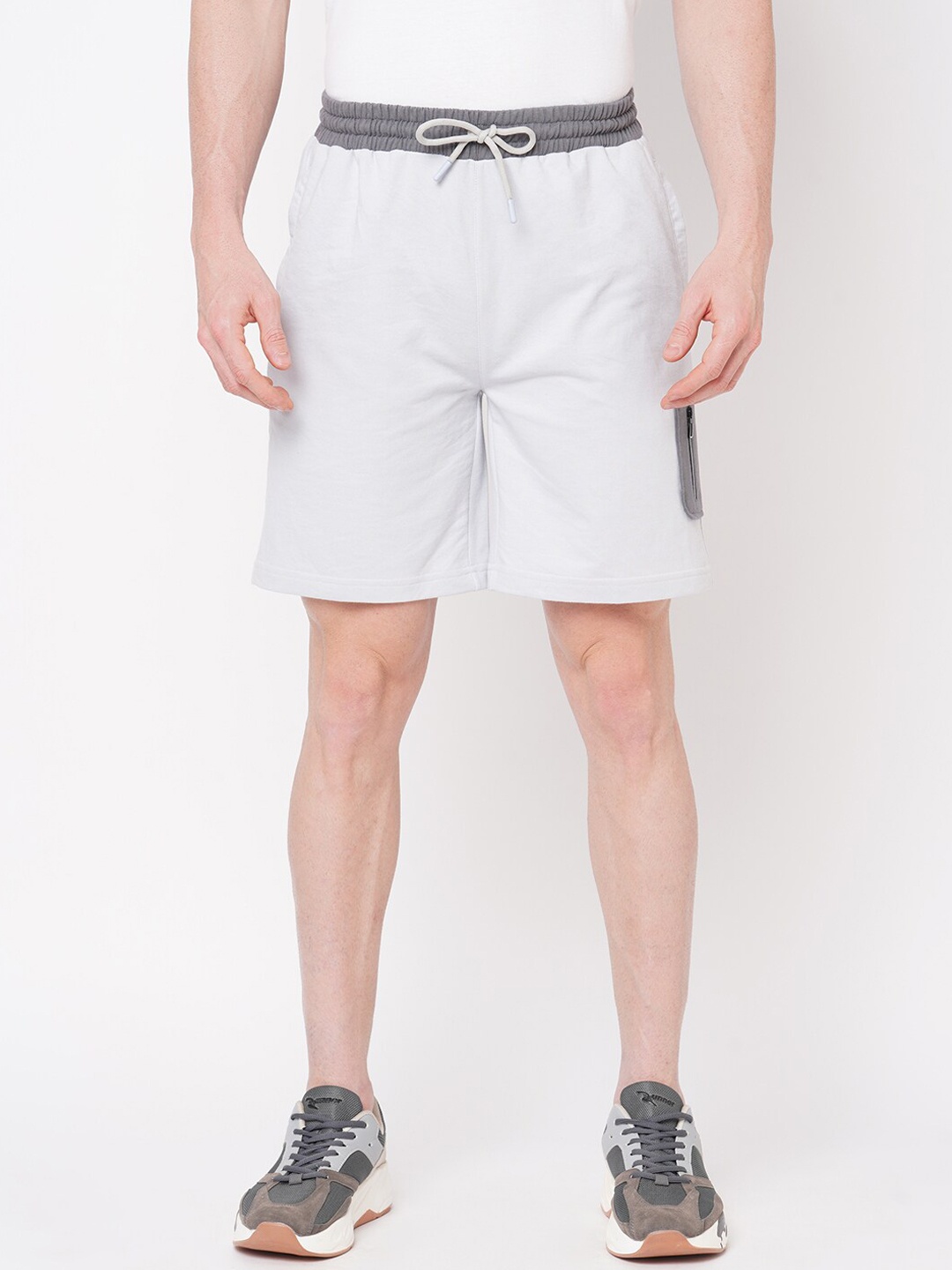 

FiTZ Men Cotton Slim Fit Outdoor Shorts, Grey