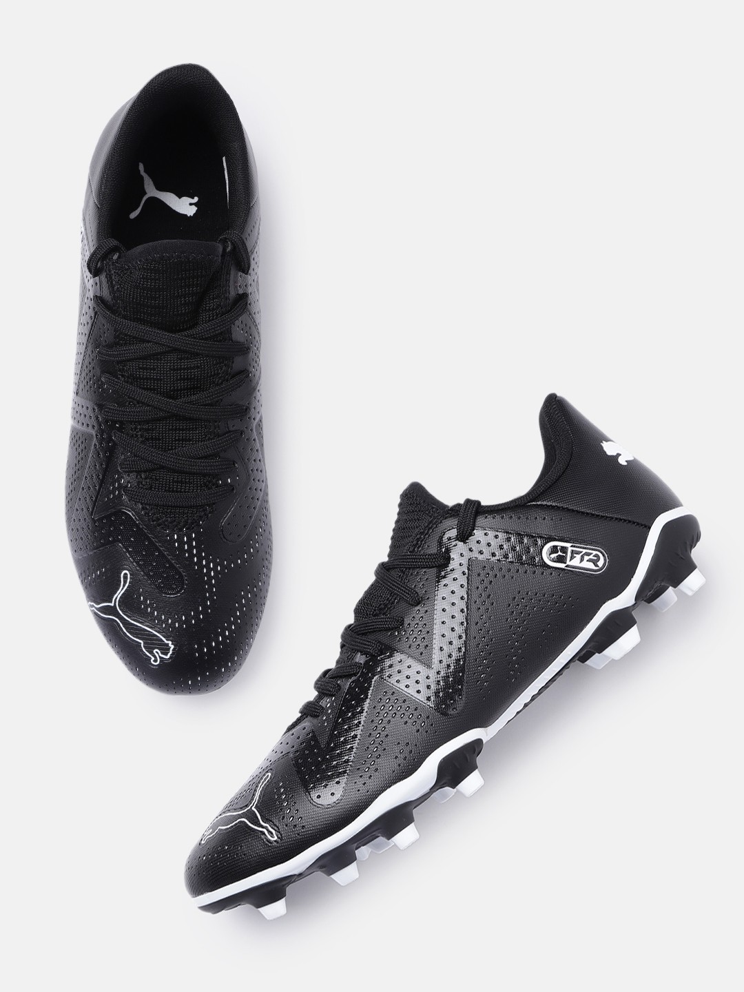 

Puma Unisex Textured Future Play Fixed Cleats Football Shoes, Black
