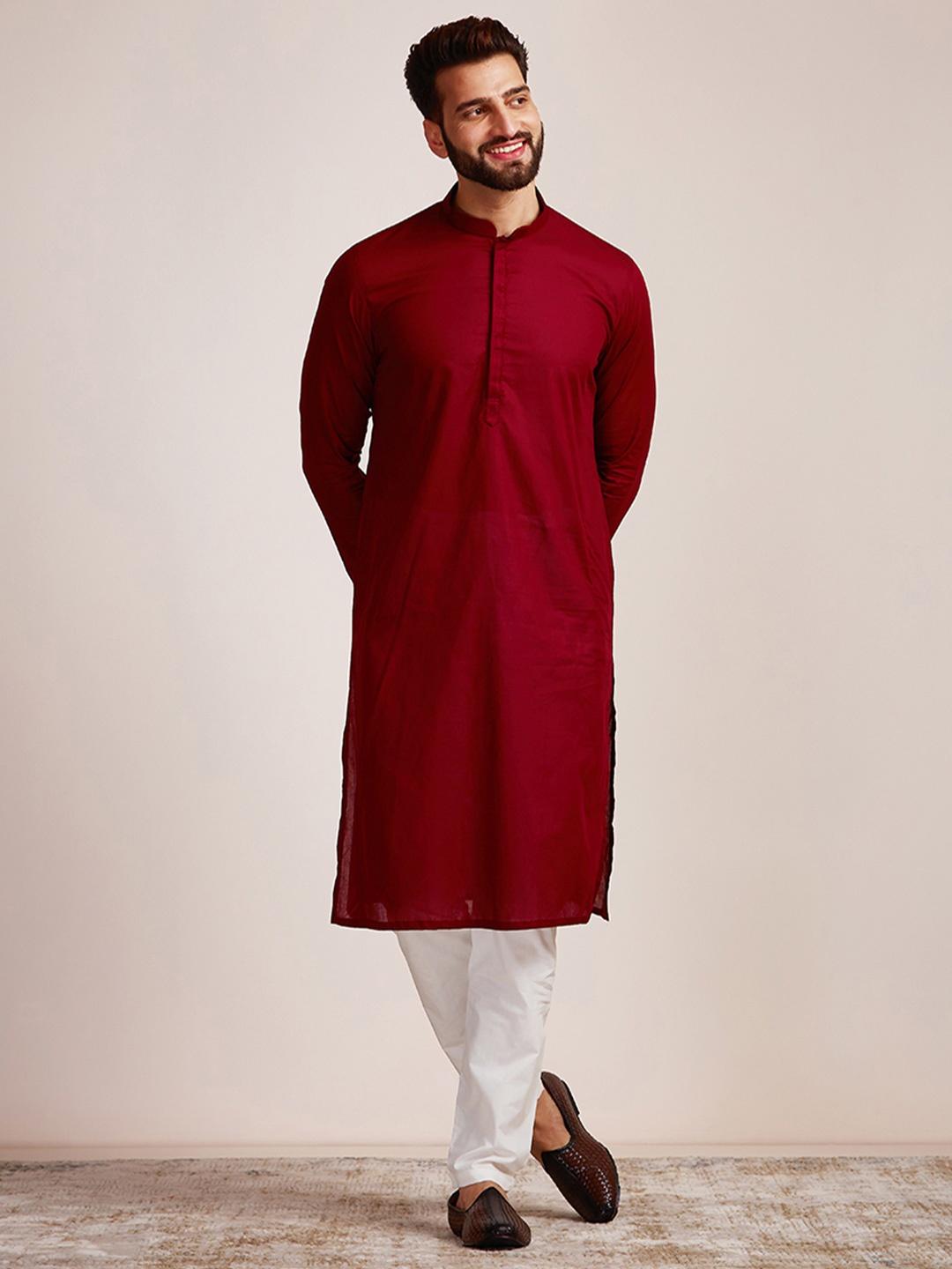 

Manyavar Men Mandarin Collar Pure Cotton Kurta with Churidar, Maroon