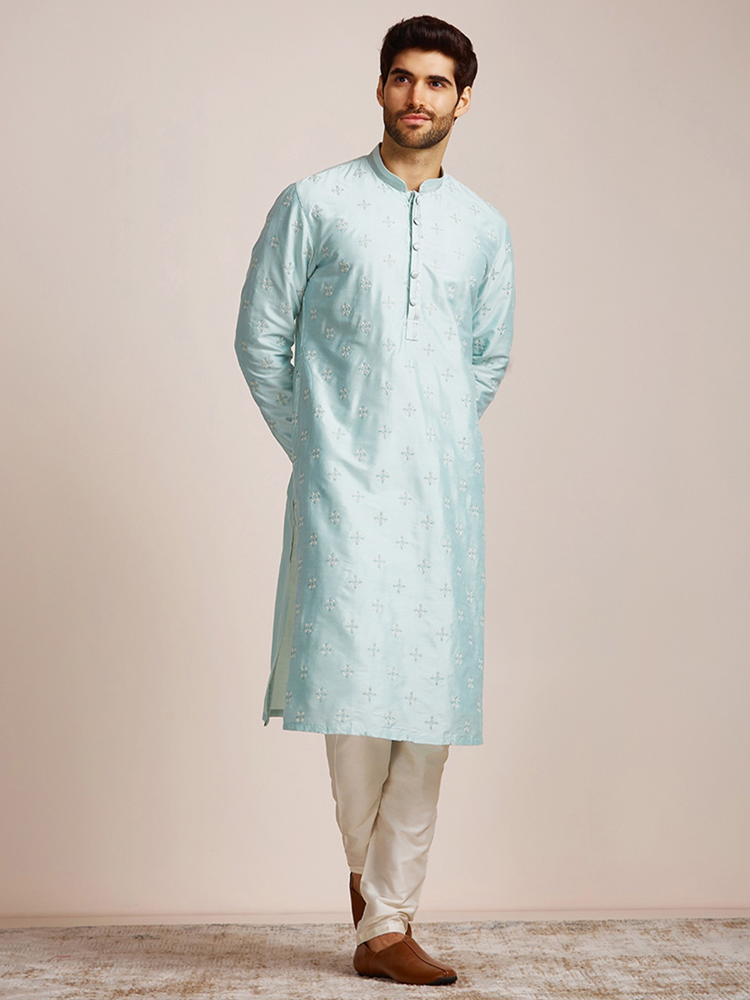 

Manyavar Men Ethnic Motifs Embroidered Kurta with Churidar, Blue