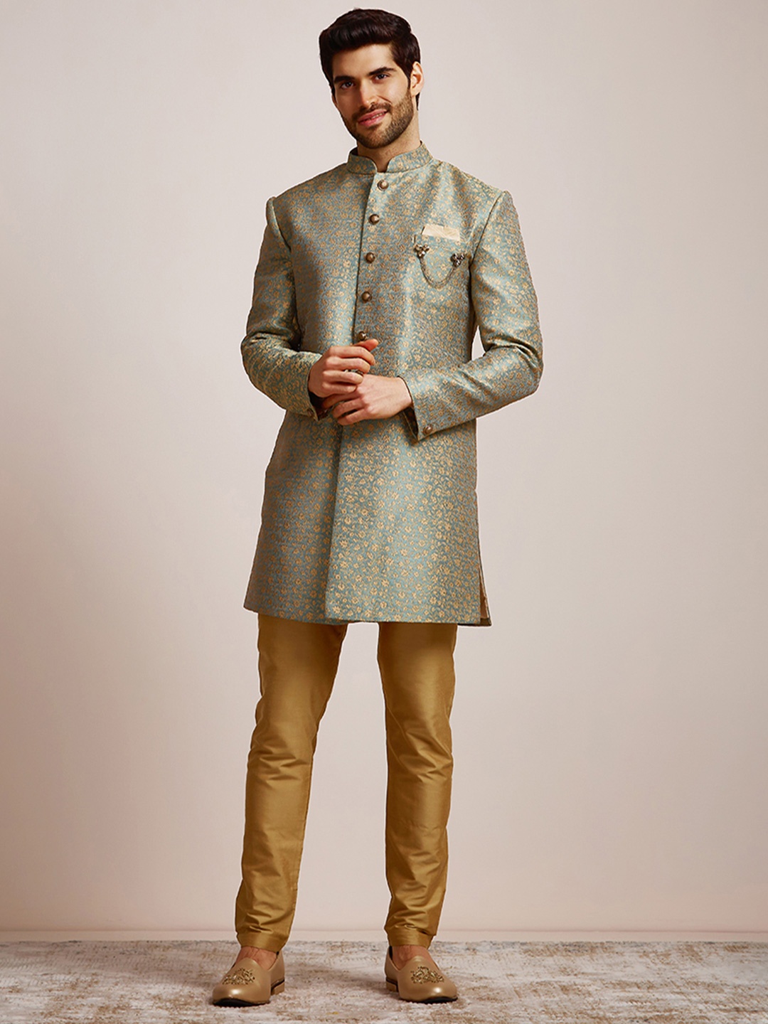 

Manyavar Men Woven Design Sherwani Set, Green
