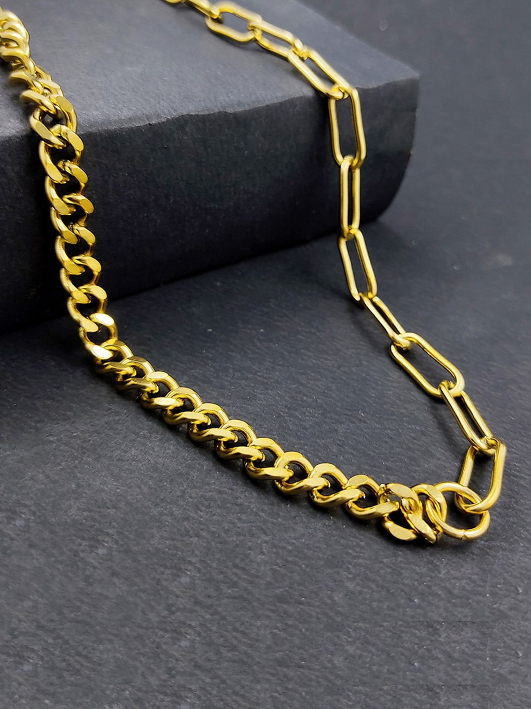 

Saizen Gold-Plated Link Necklace