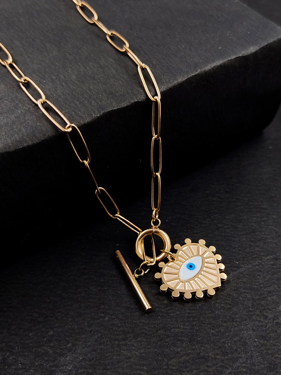 

Saizen Rose Gold-Plated Heart With Toggle lock Shape Necklace