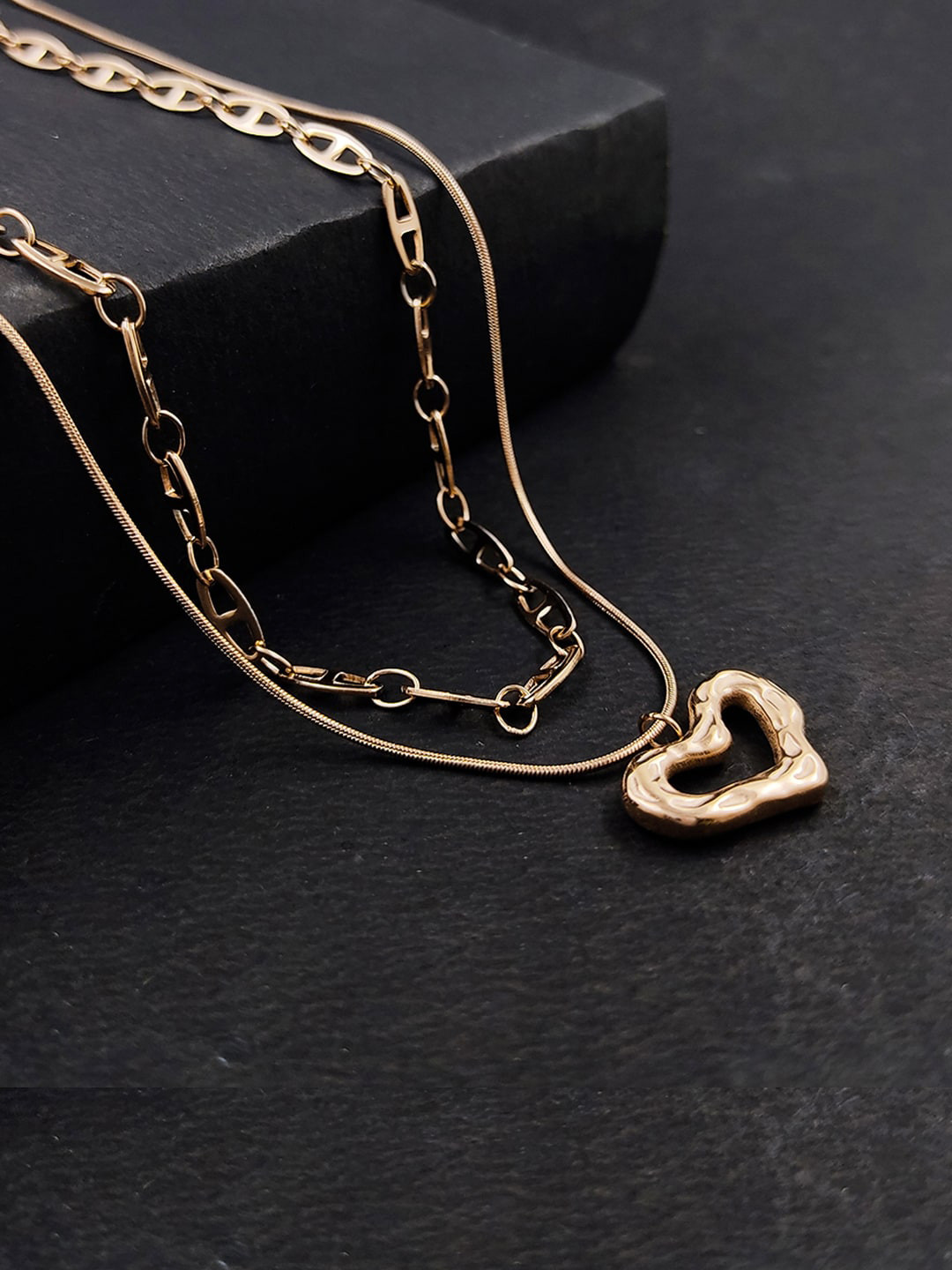 

Saizen Rose Gold-Plated Layered Necklace