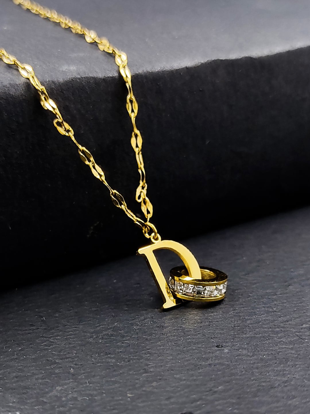 

Saizen Gold-Plated Letter D Necklace