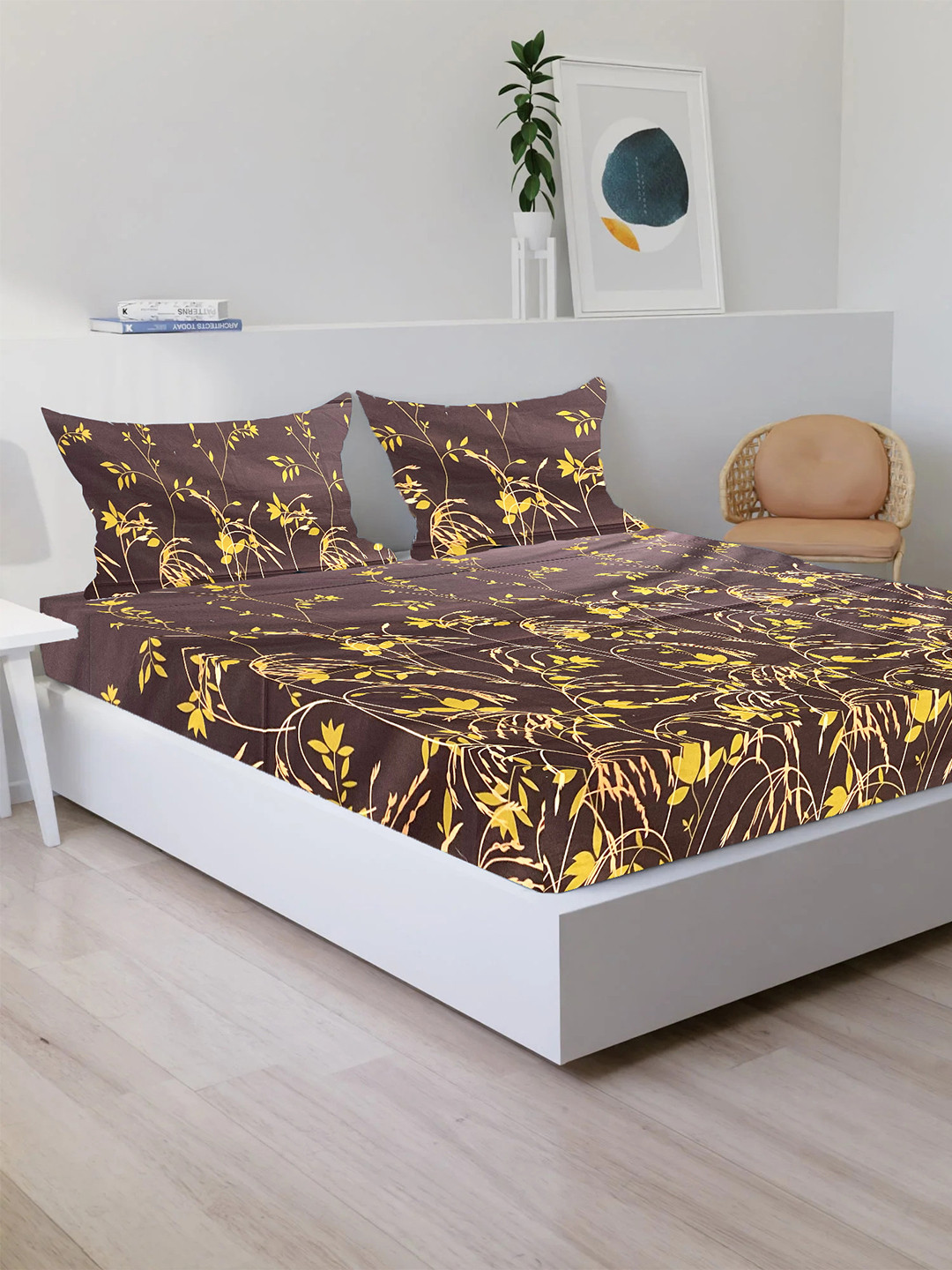 

Sleeping Owls- because your sleep matters Brown & Beige Floral 210 TC King Bedsheet with 2 Pillow Covers