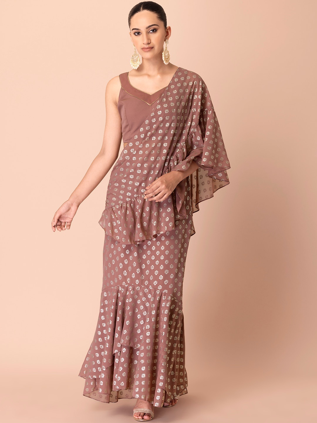 

INDYA Foil Printed High Low Ready To Wear Ruffles Saree, Pink