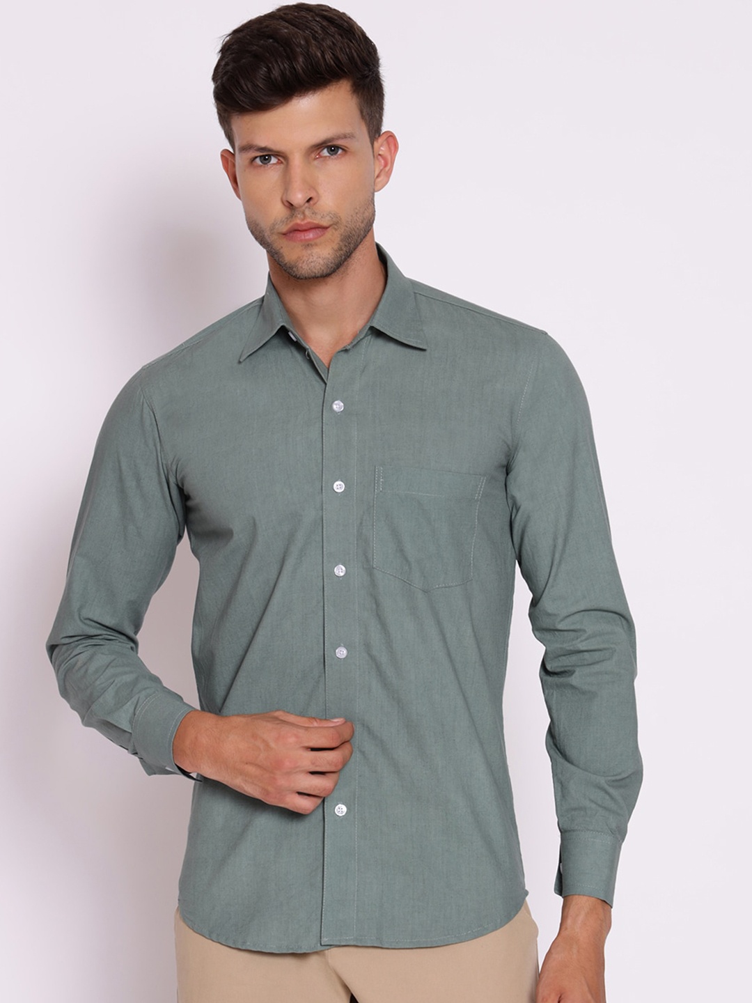 

Shurtz N Skurtz Men Straight Casual Cotton Shirt, Green