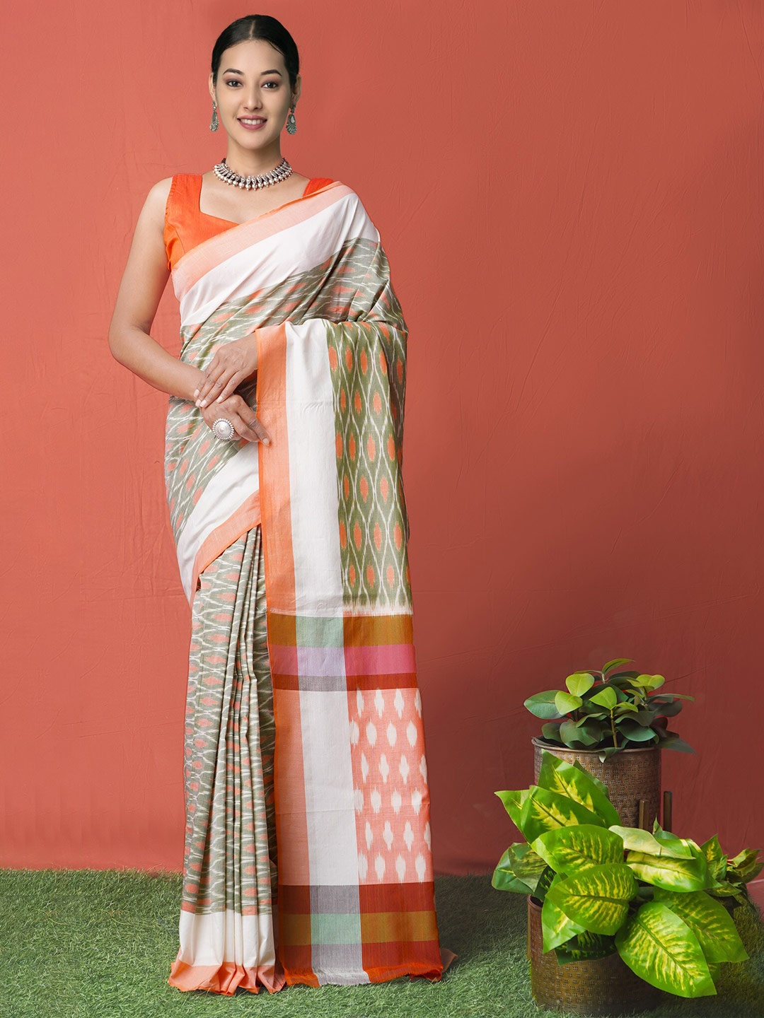 

Unnati Silks Silk Cotton Pochampally Saree, Green