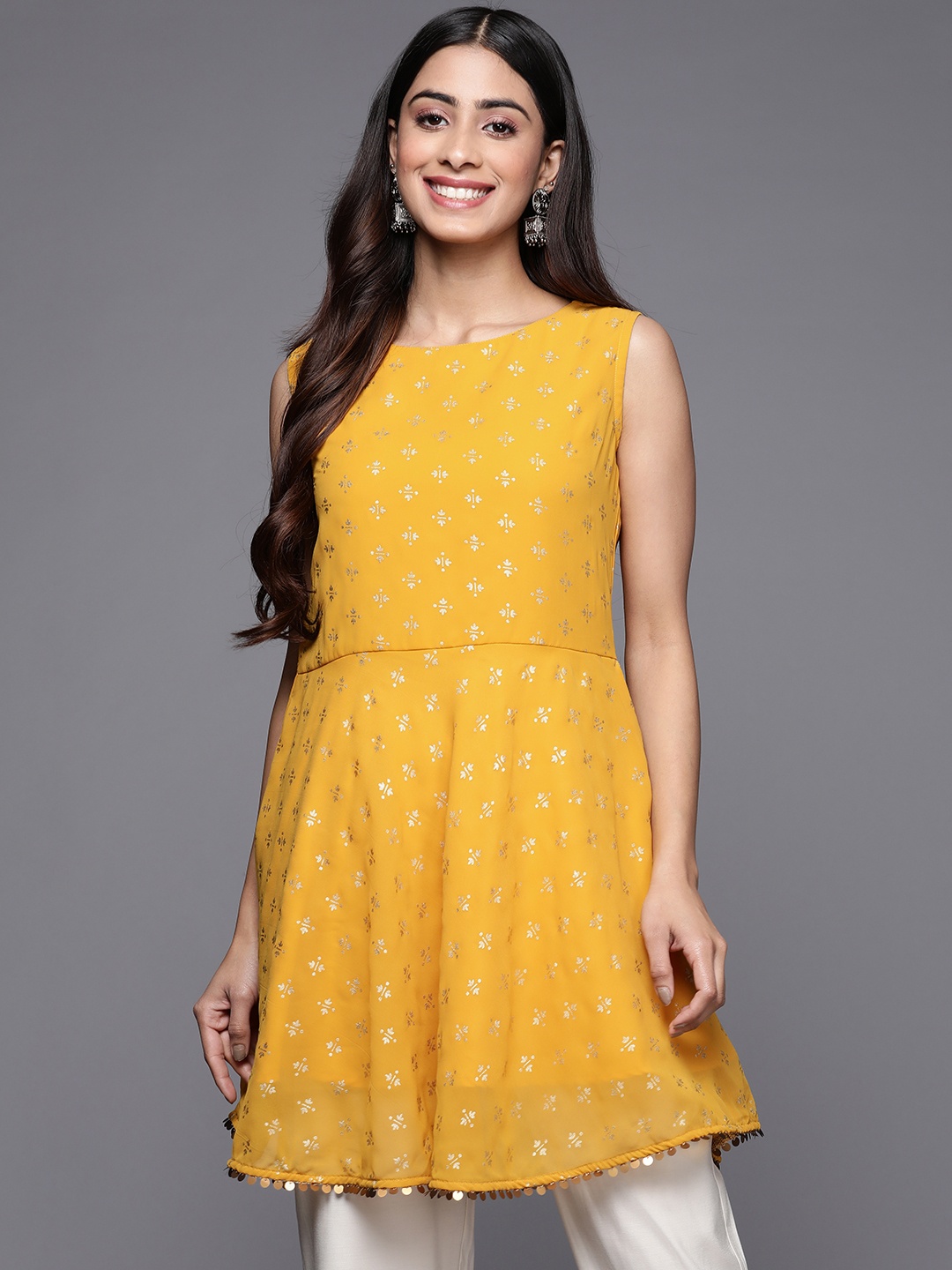 

Ahalyaa Boat Neck Printed Embellished Tunic, Yellow