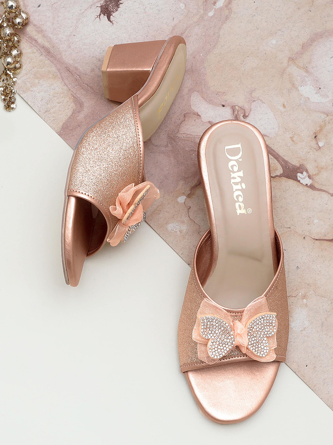 

DChica Girls Peach-Coloured & Gold-Toned Embellished Party Block Sandals