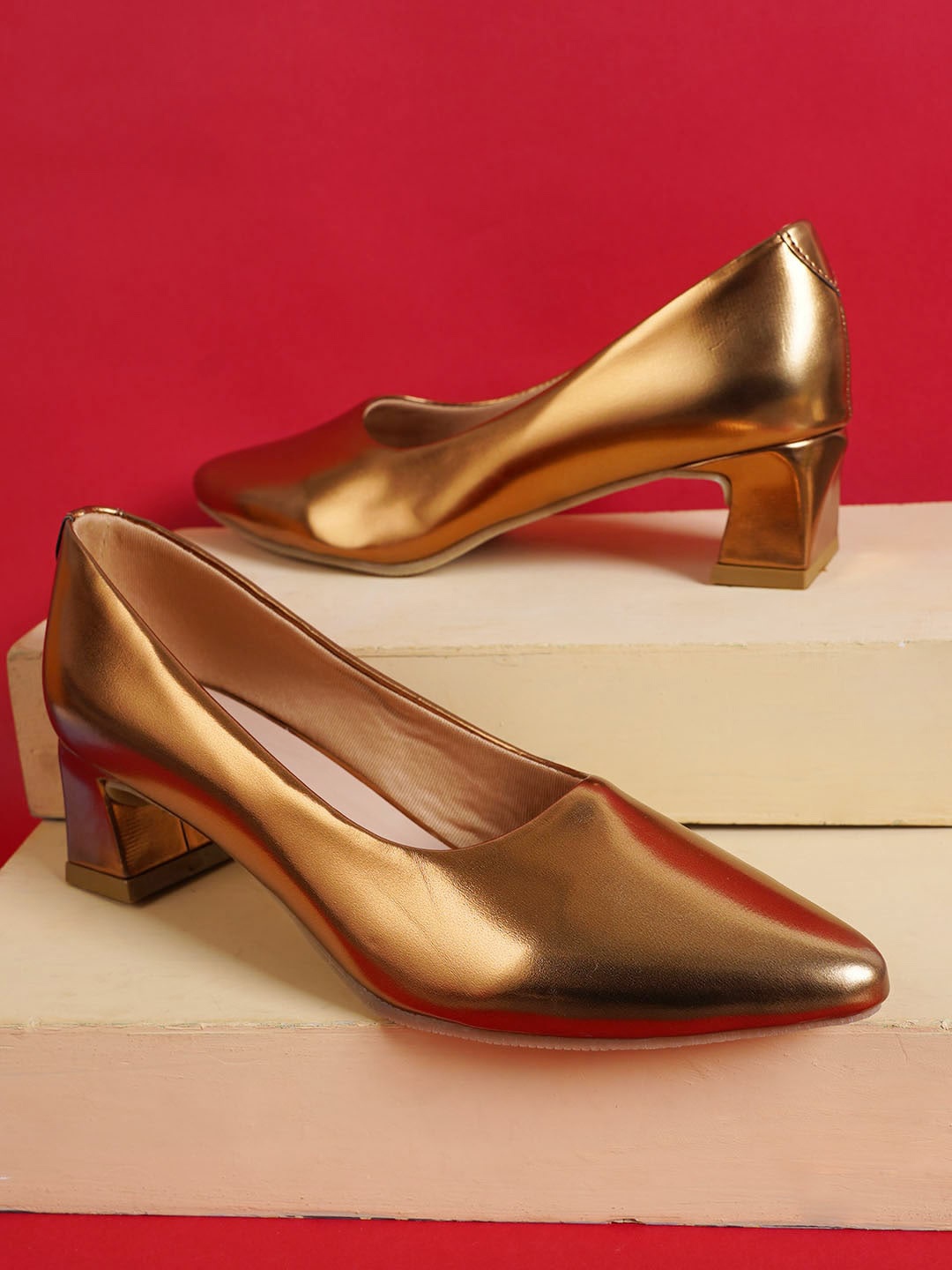 

Cogner Solid Pointed Toe Block Pumps, Copper