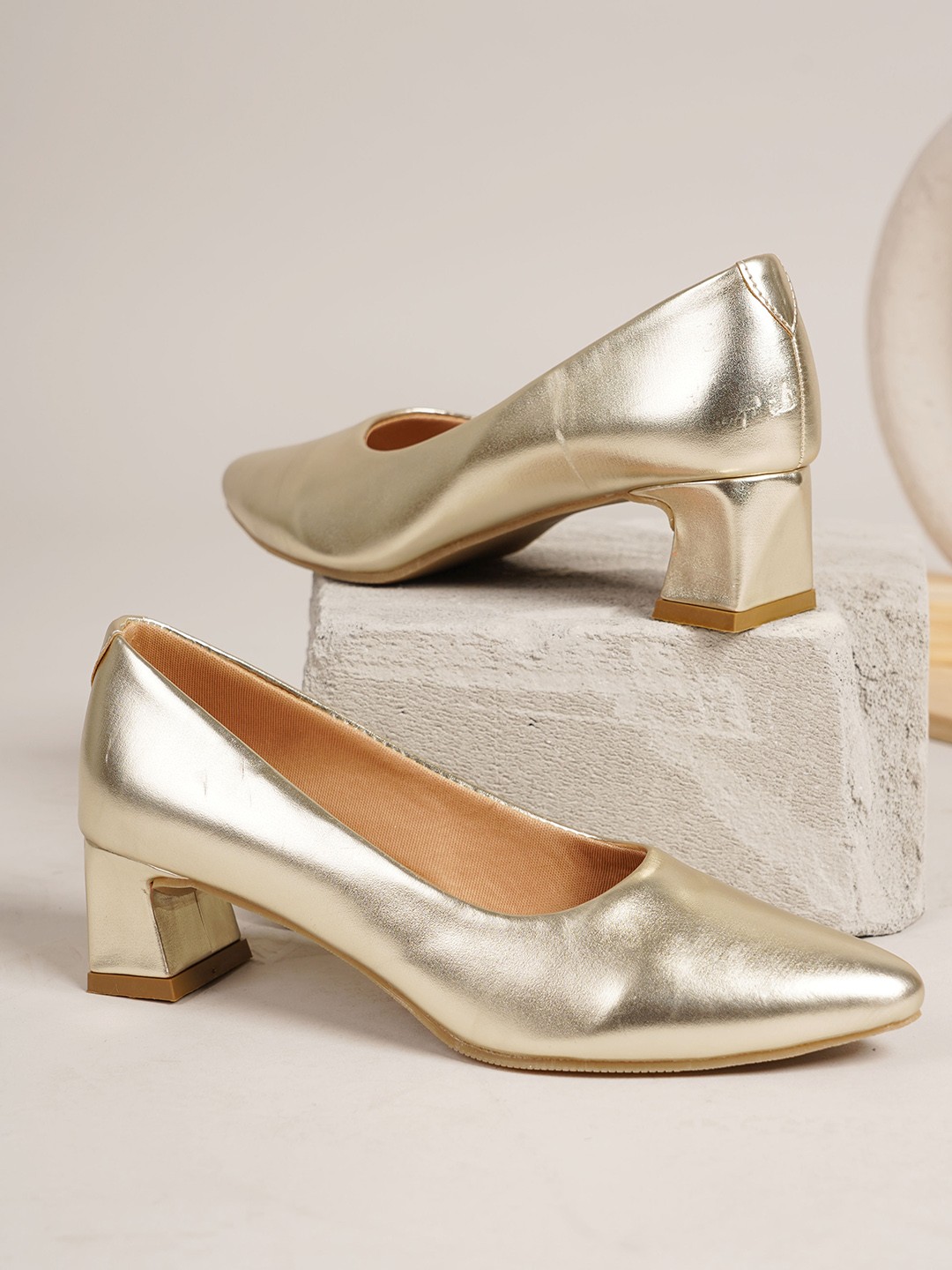 

Cogner Party Block Pumps, Gold